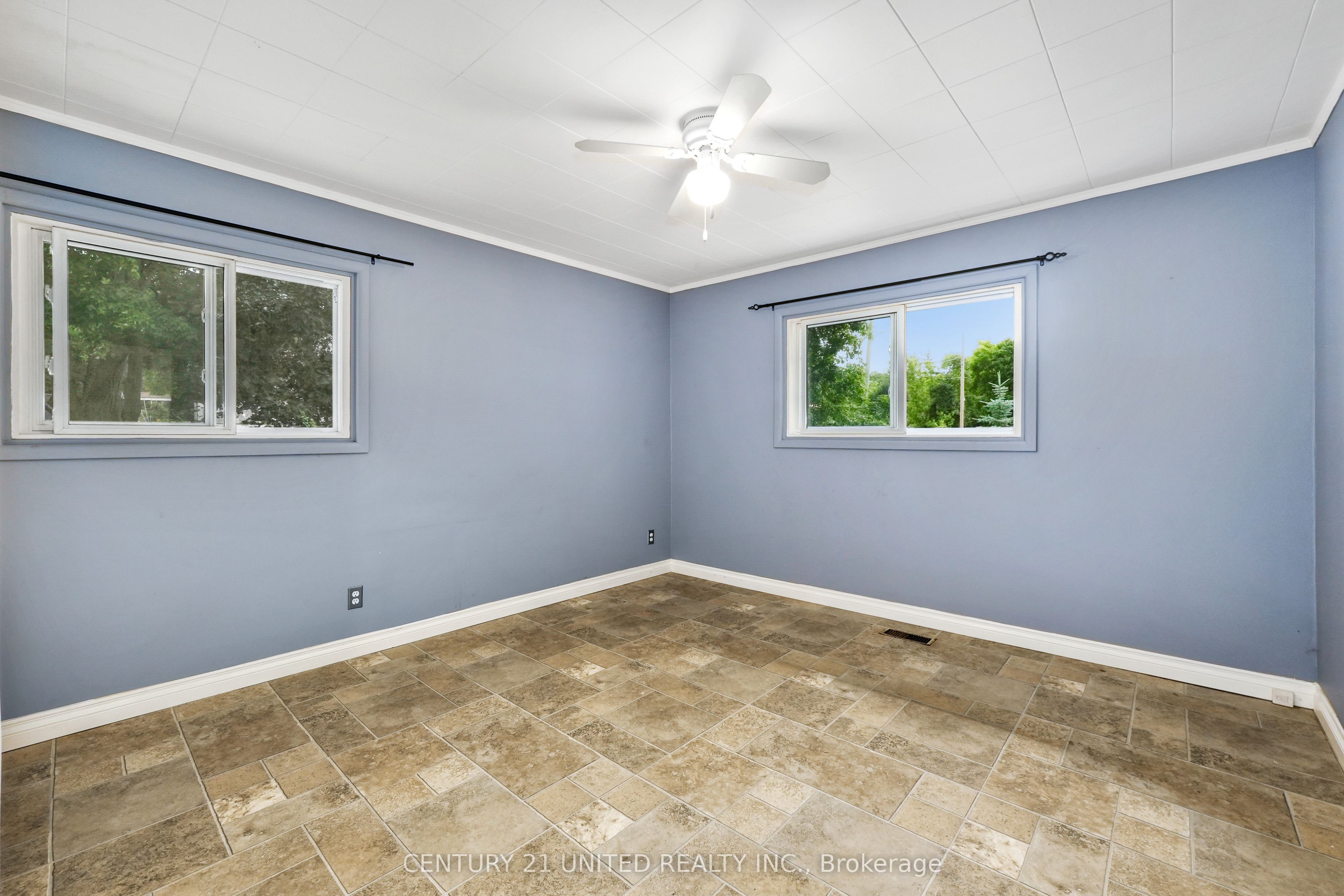 35 Dominion Street Property Photo 31
