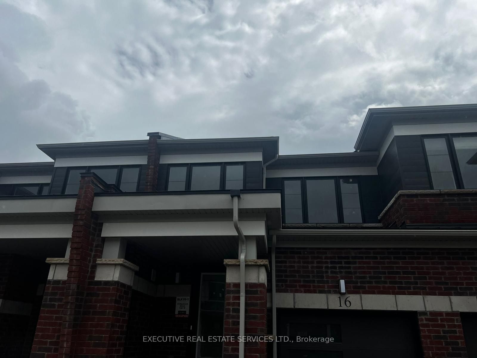 16 Blacklock St Property Photo 1