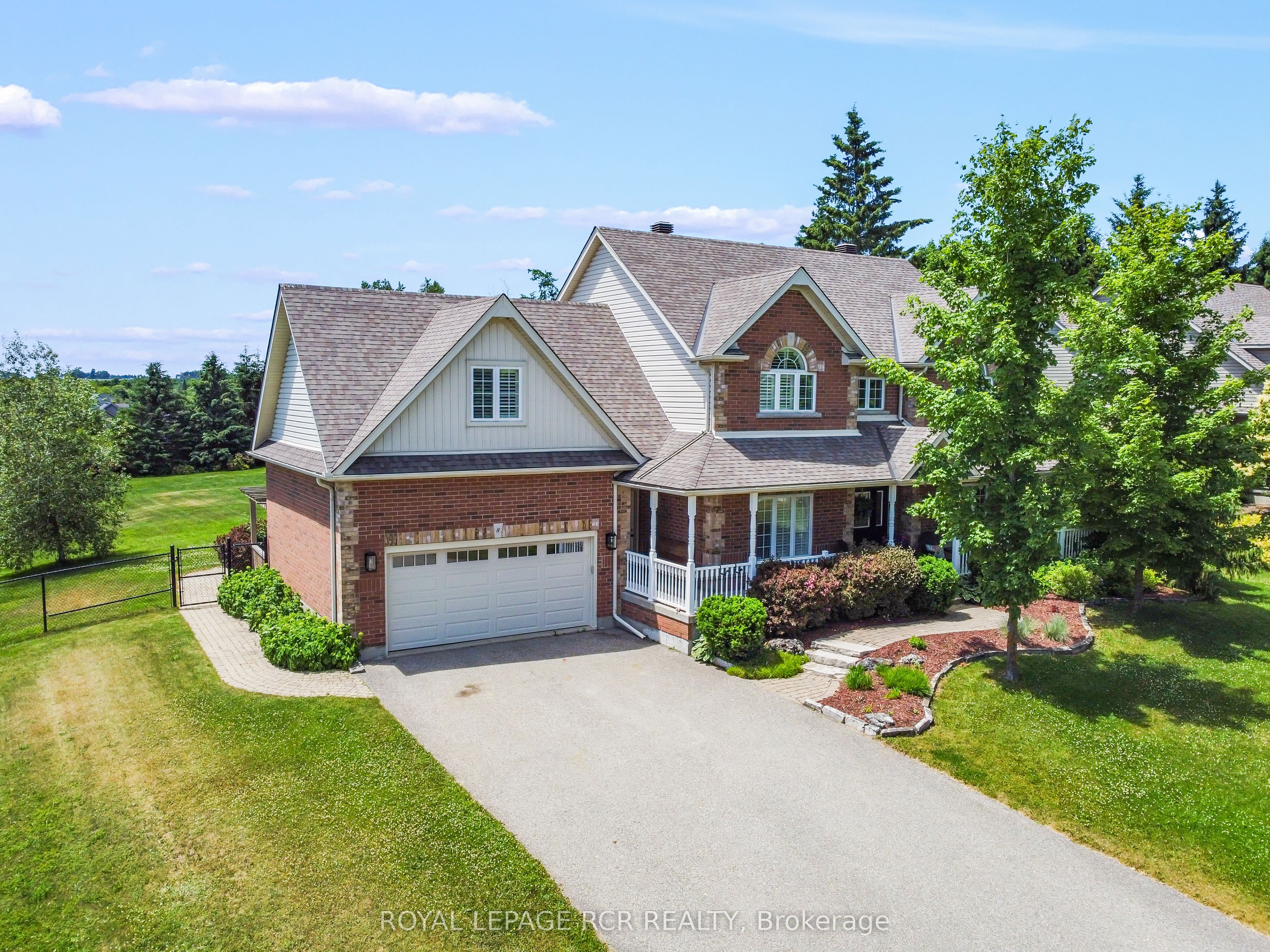 8 Madill Drive Property Photo 1