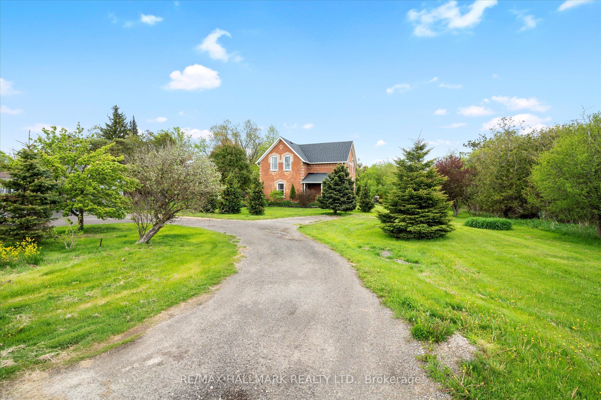 473395 County Road 11 Property Photo 1