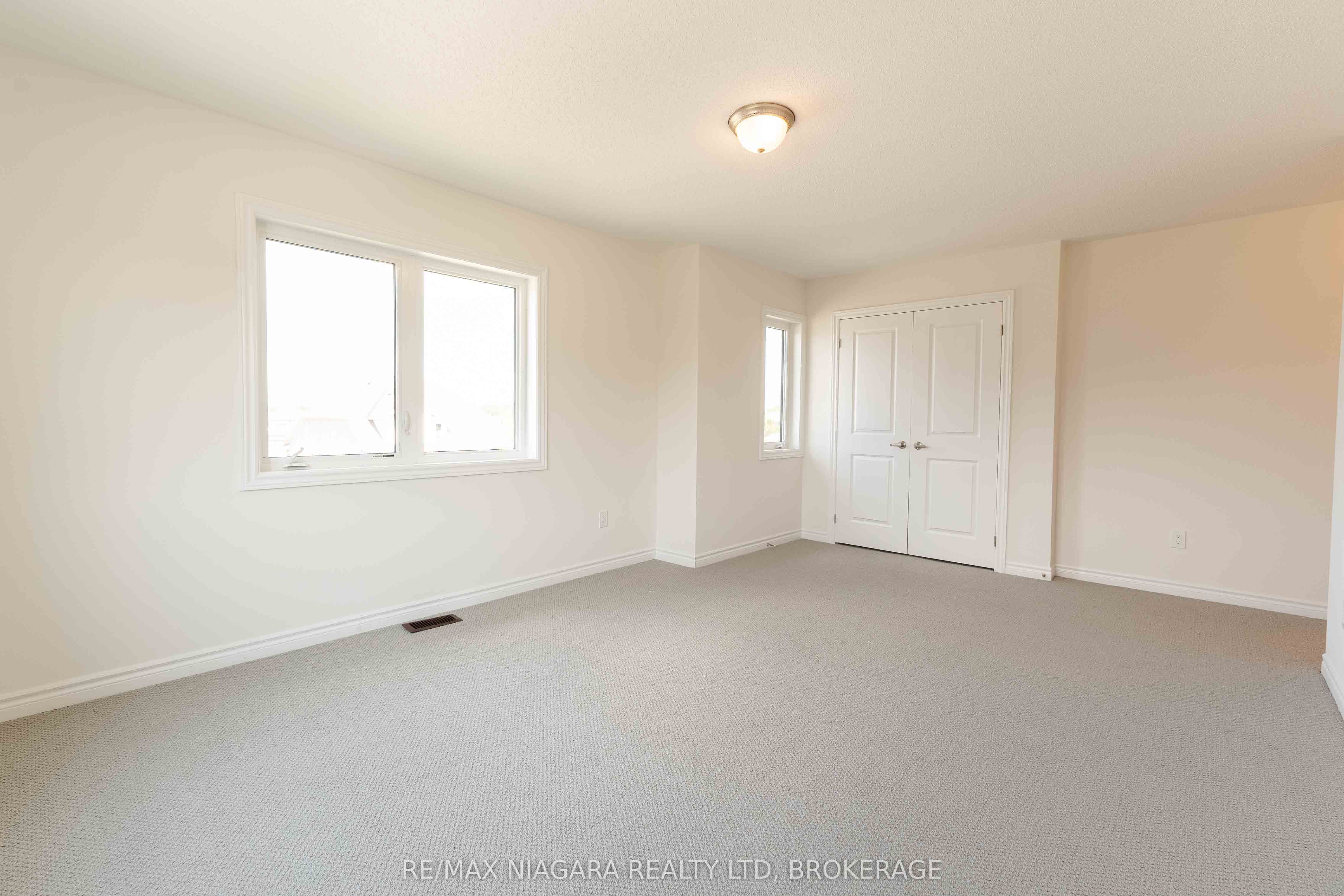 25 Oriole Crescent Property Photo 27