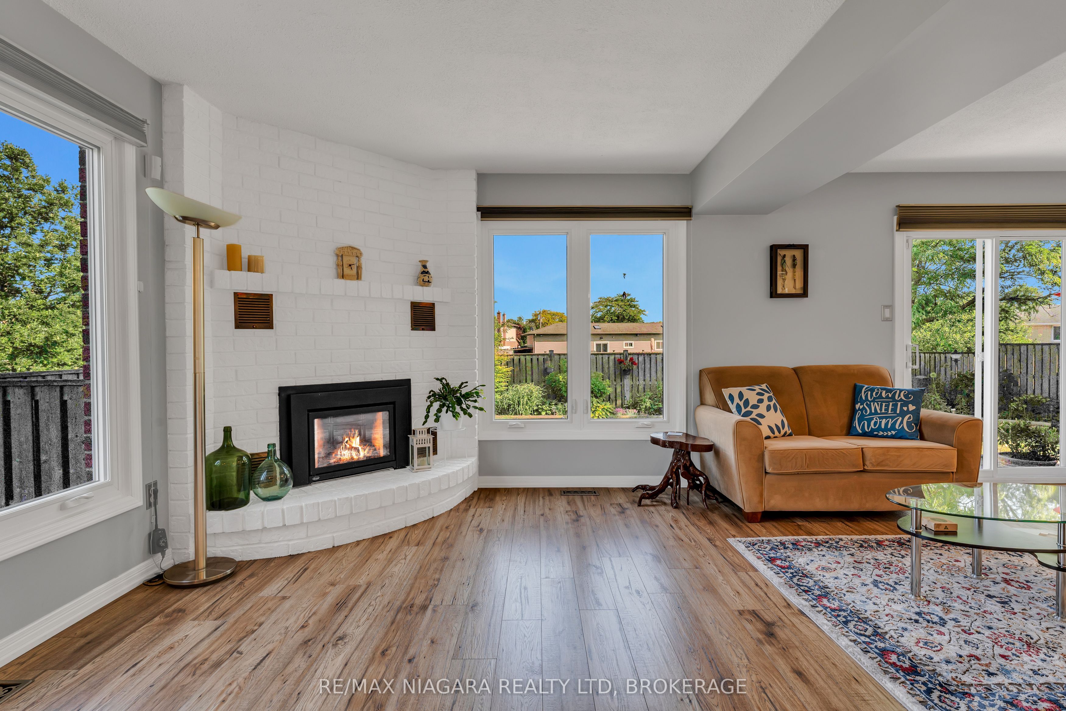 642 Carlton Street Property Photo 10