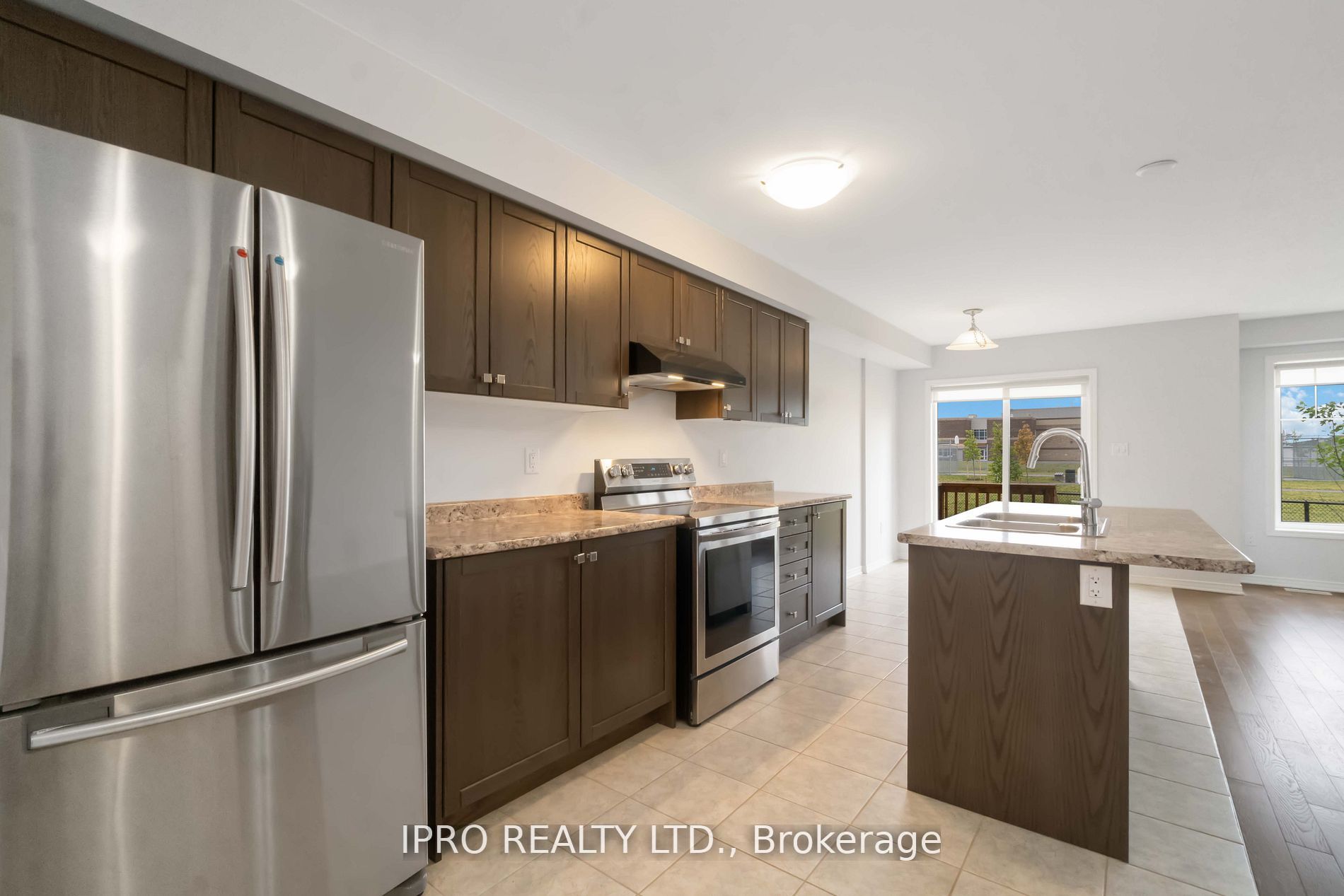 17 Armes Street Property Photo 7