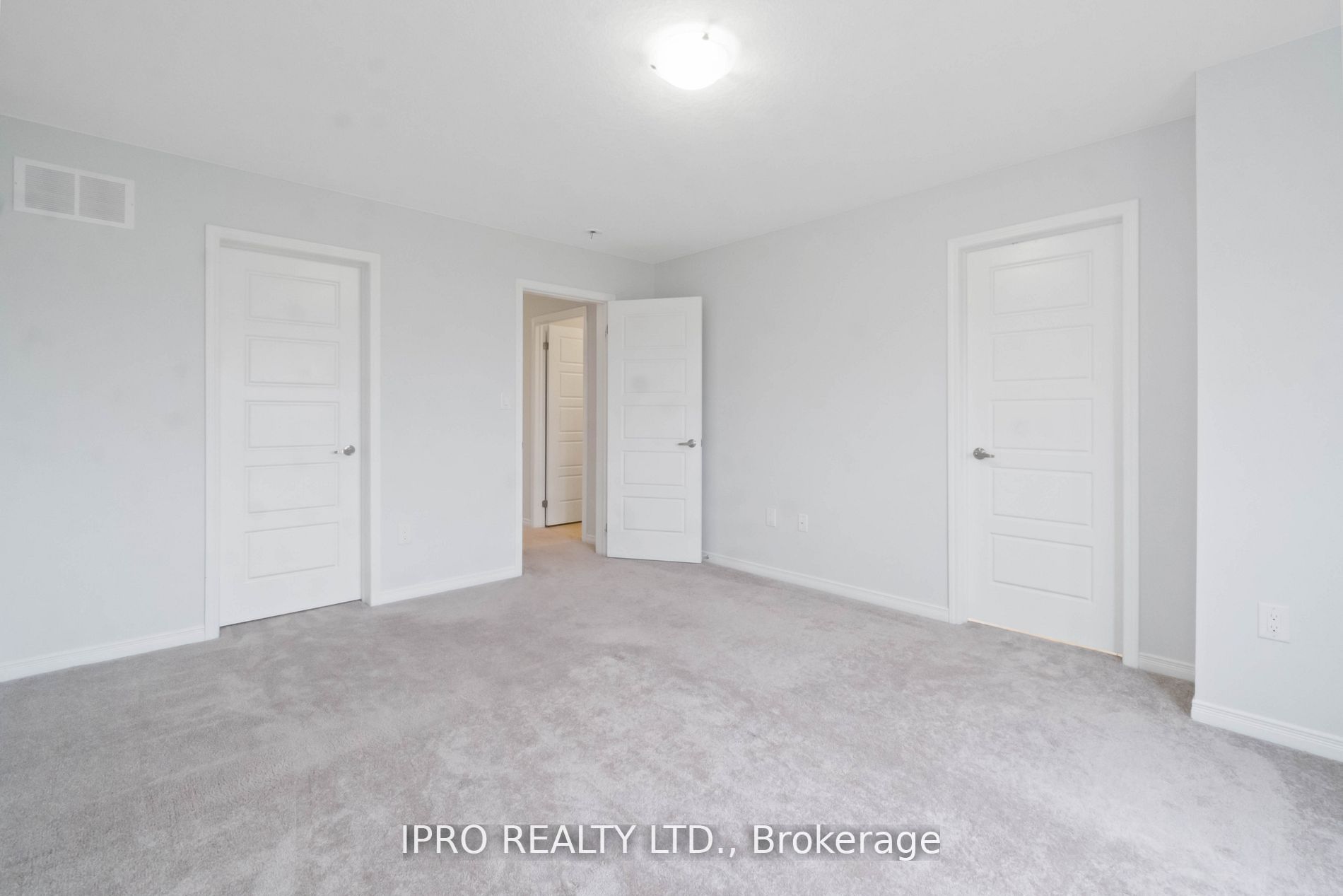 17 Armes Street Property Photo 15