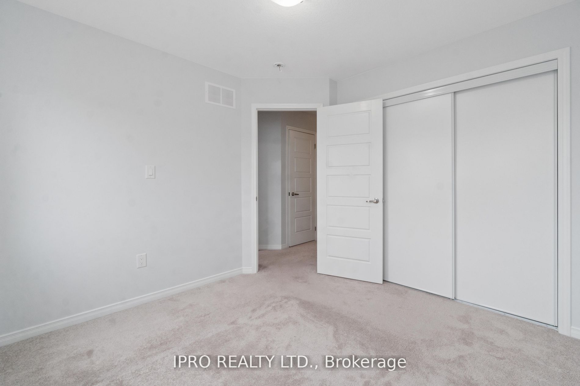17 Armes Street Property Photo 17