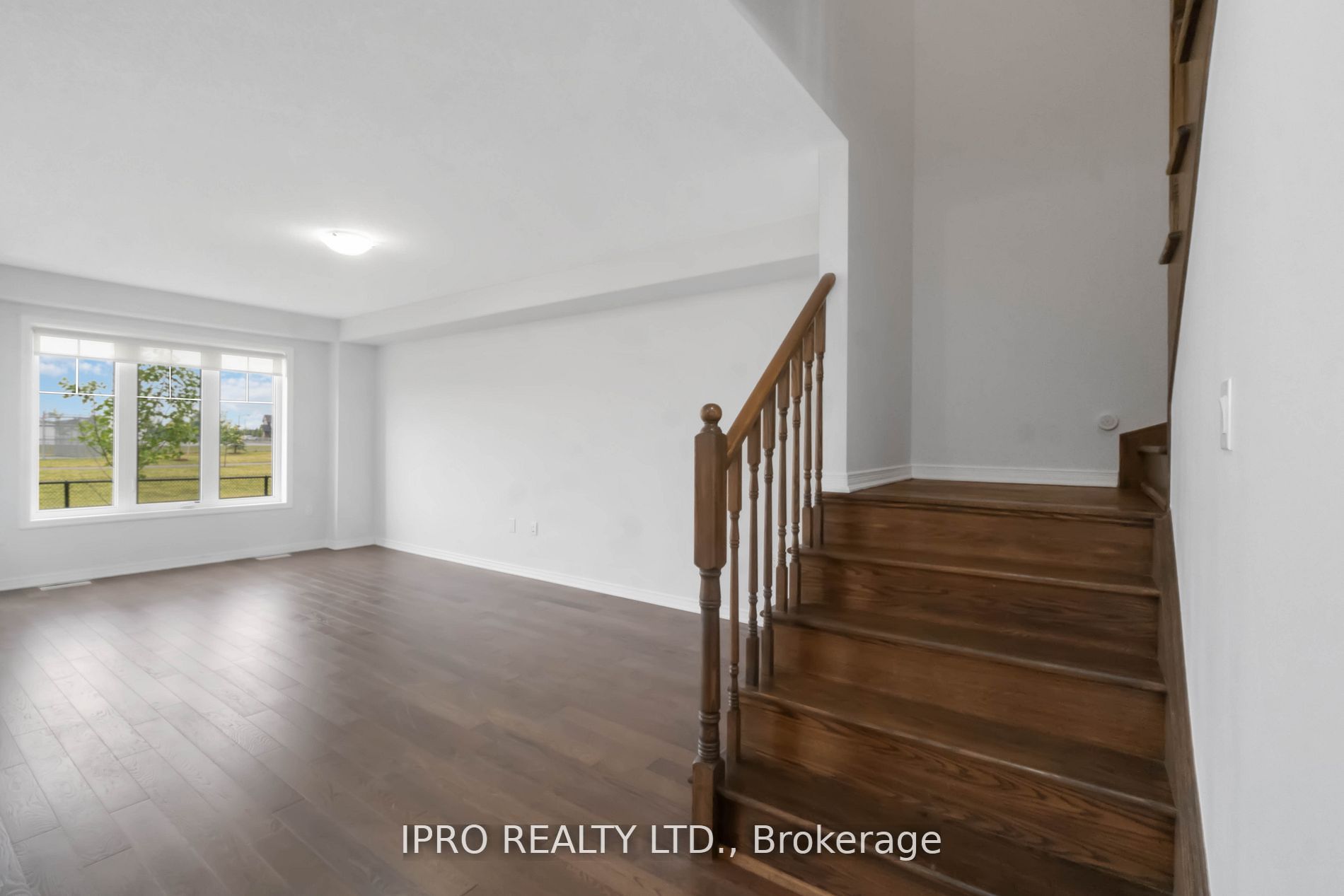 17 Armes Street Property Photo 26