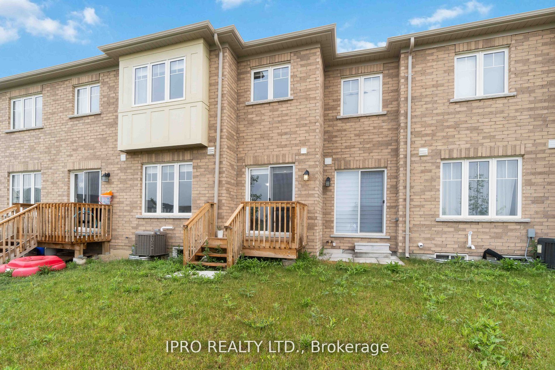 17 Armes Street Property Photo 30