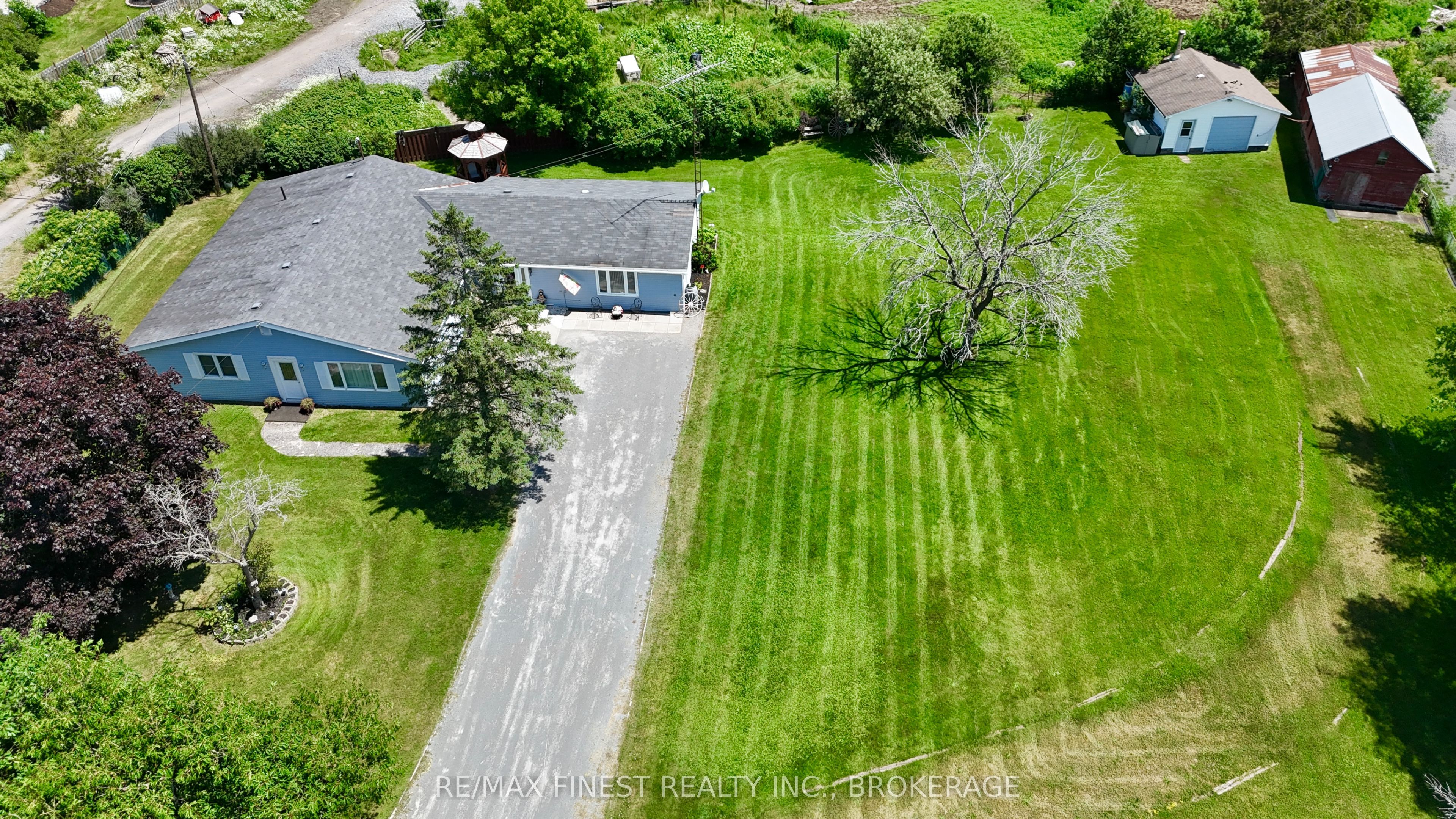 609 Millhaven Road Property Photo 1