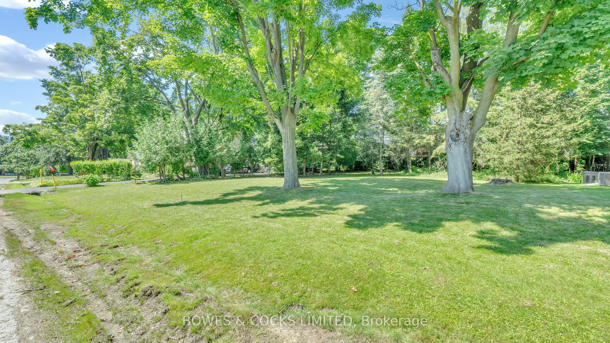 125 Greenhill Drive Property Photo 1