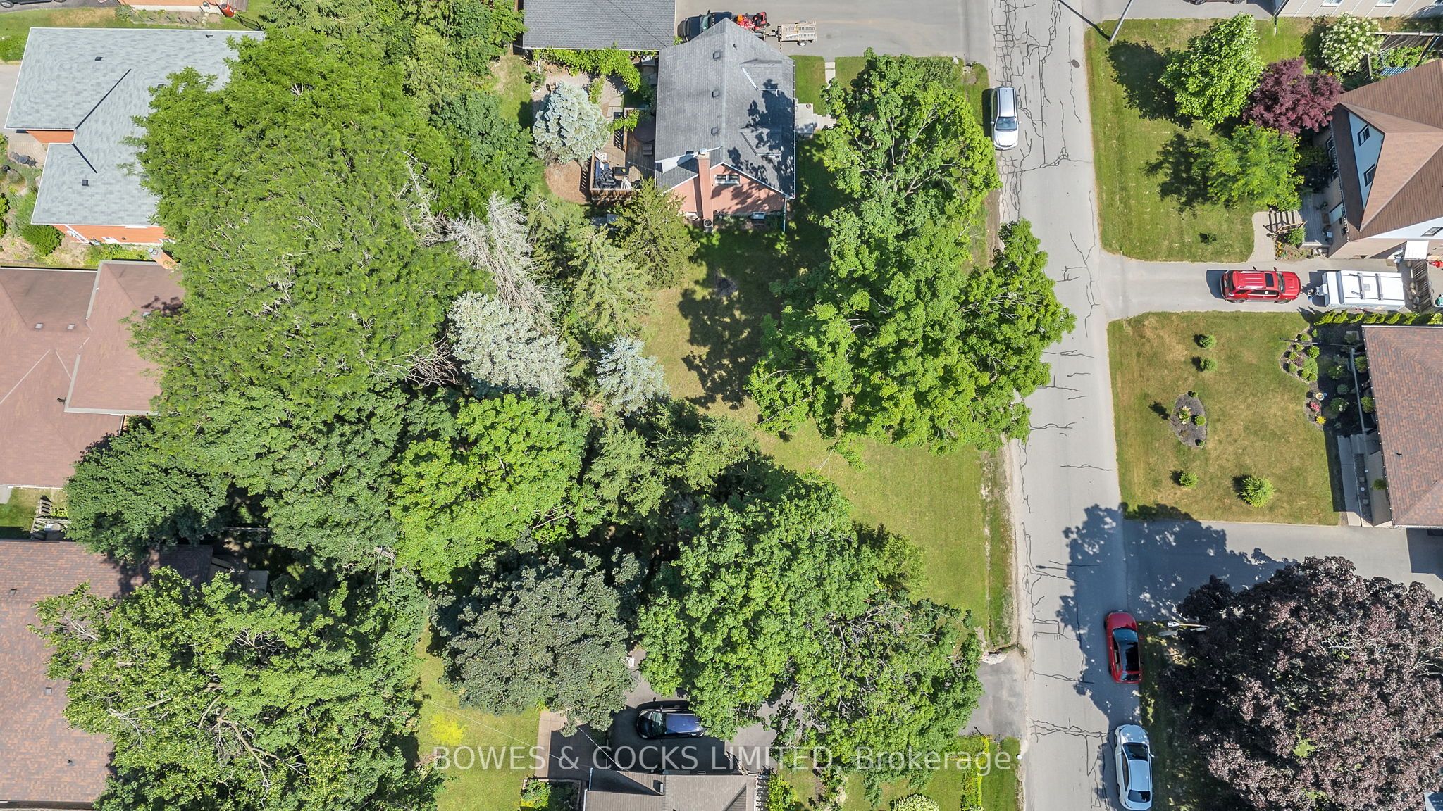 125 Greenhill Drive Property Photo 8