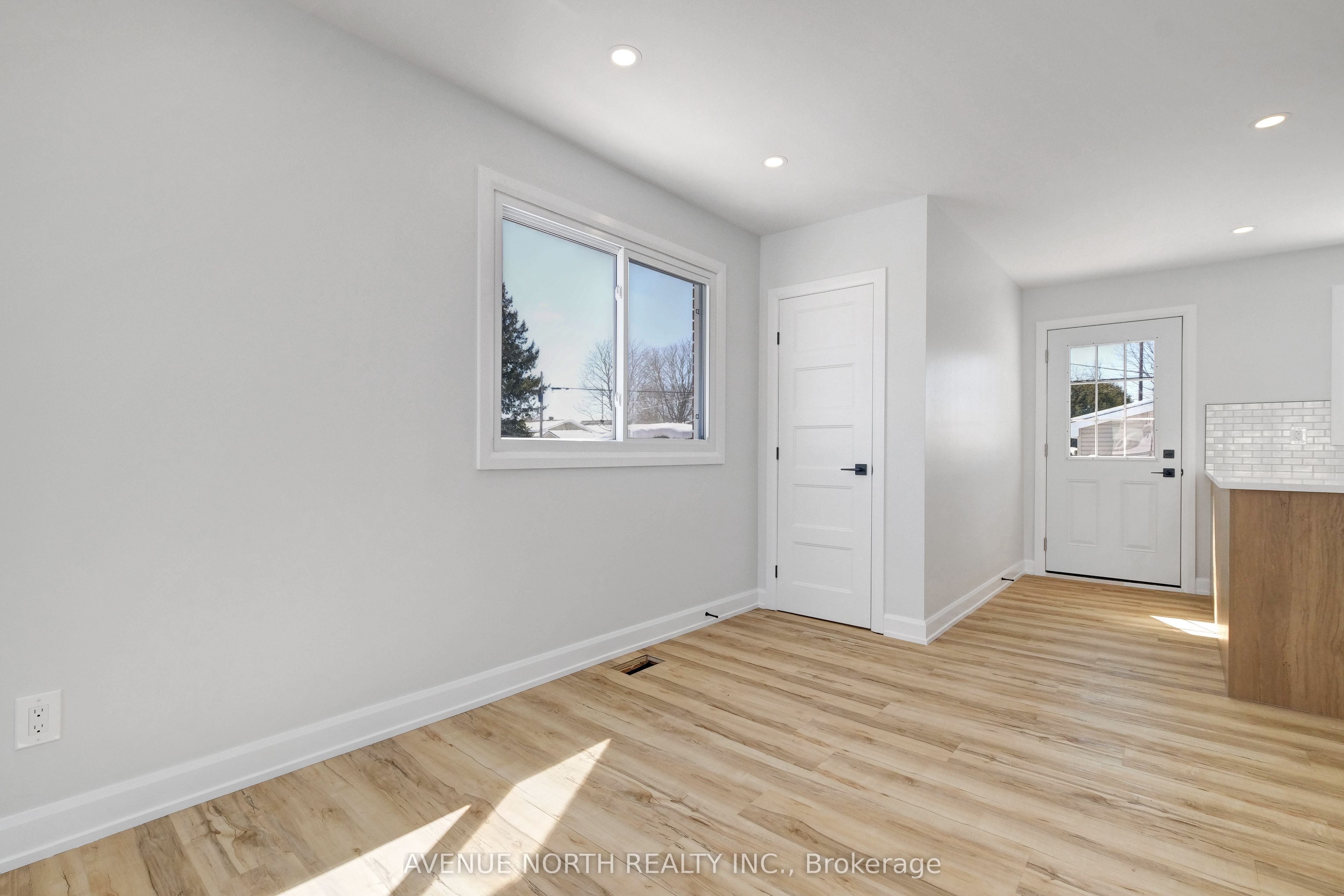 882 Balsam Drive Property Photo 12