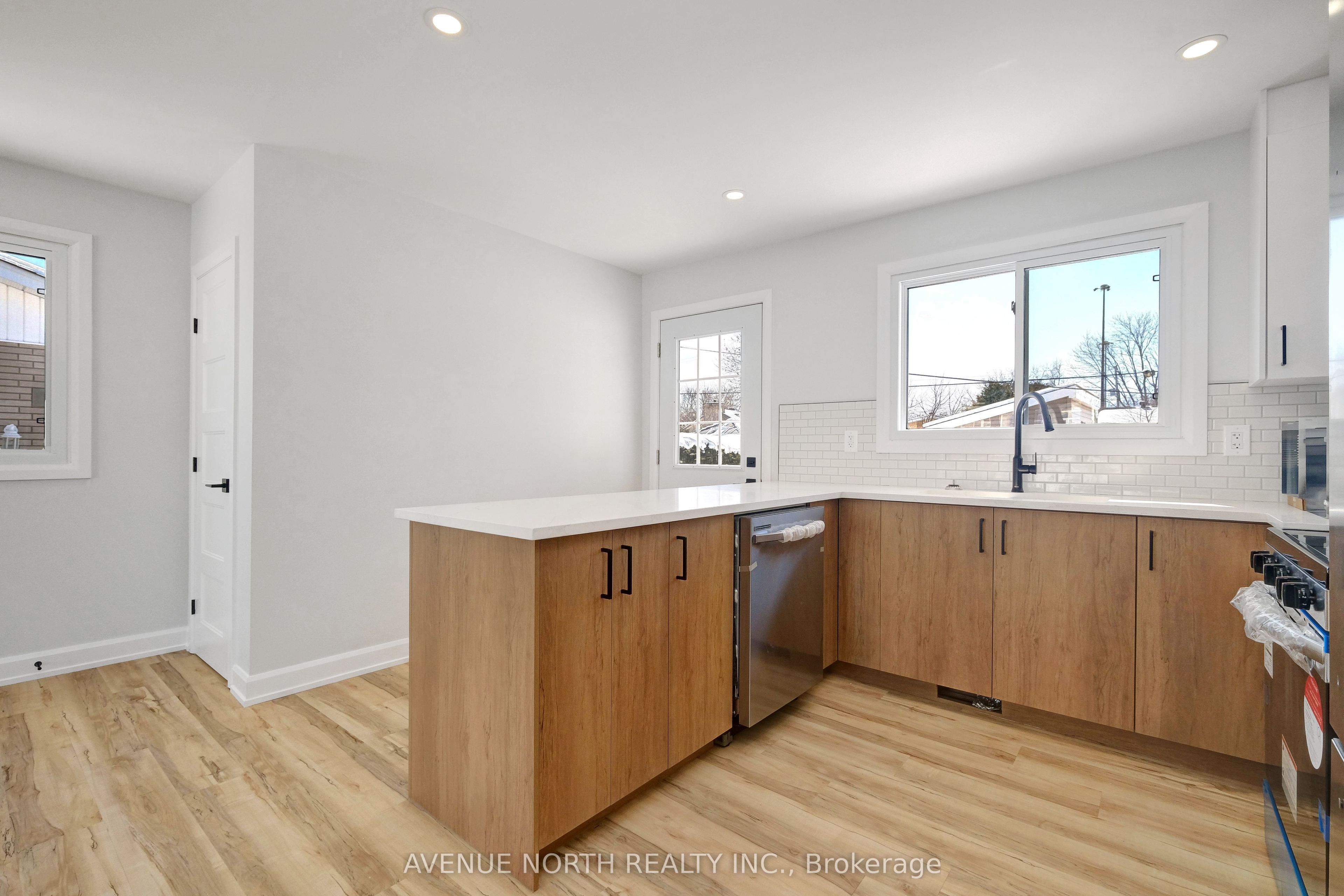 882 Balsam Drive Property Photo 15