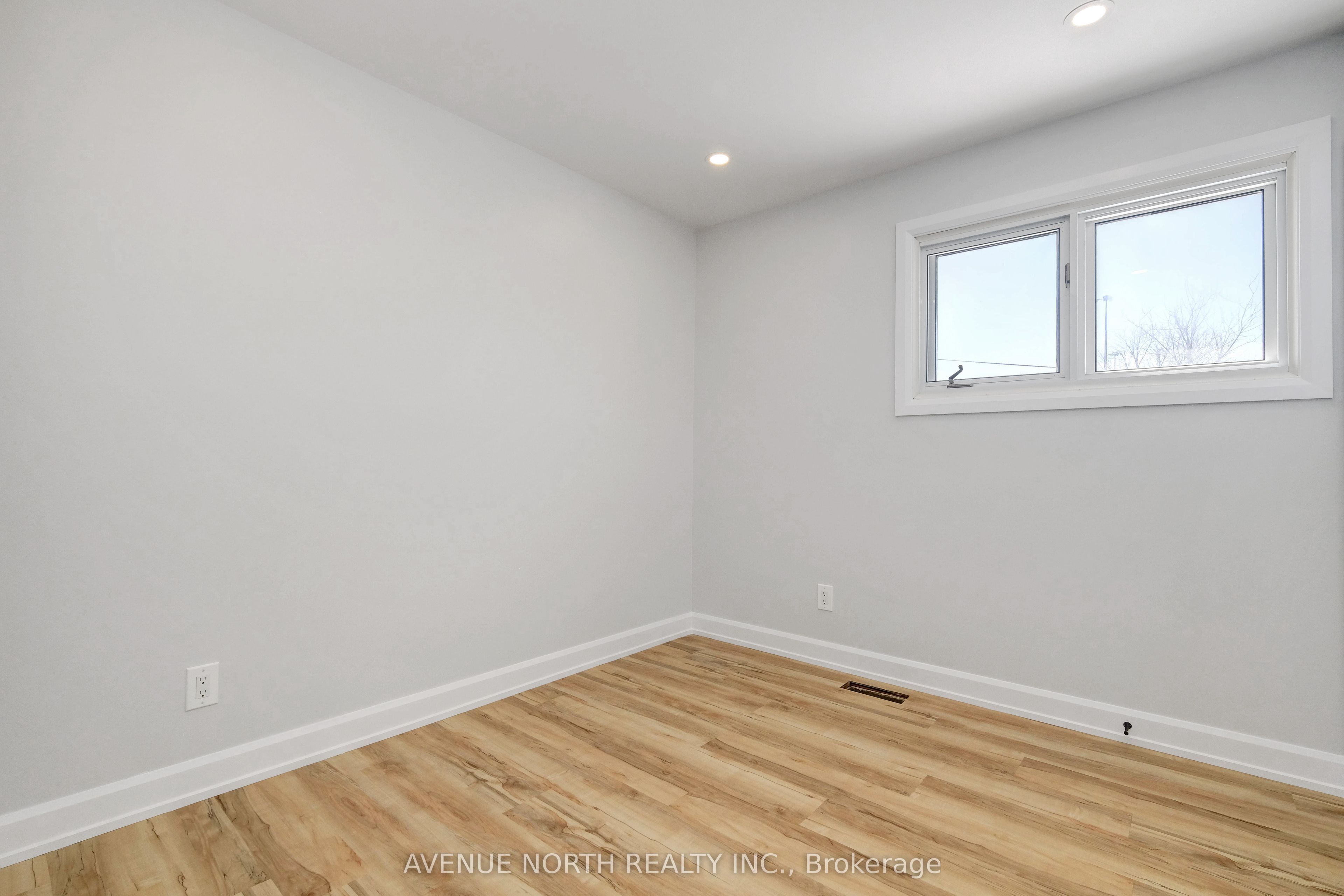 882 Balsam Drive Property Photo 16