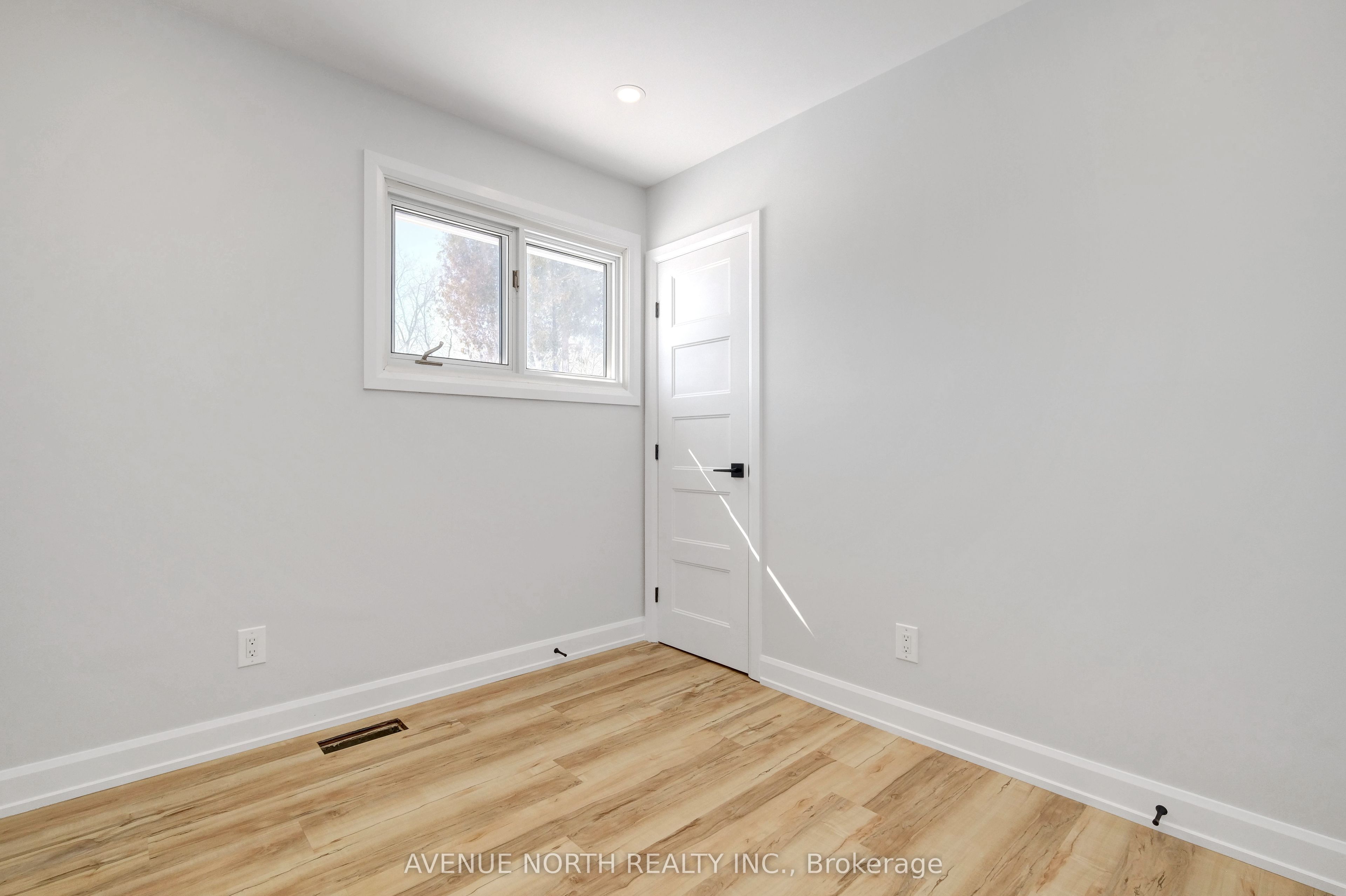 882 Balsam Drive Property Photo 17