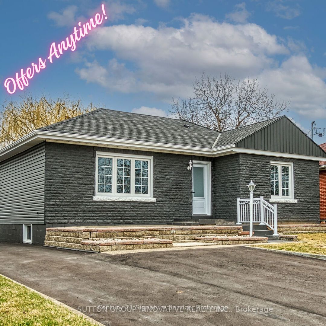 Upper - 346 Pottruff Road N Property Photo 1