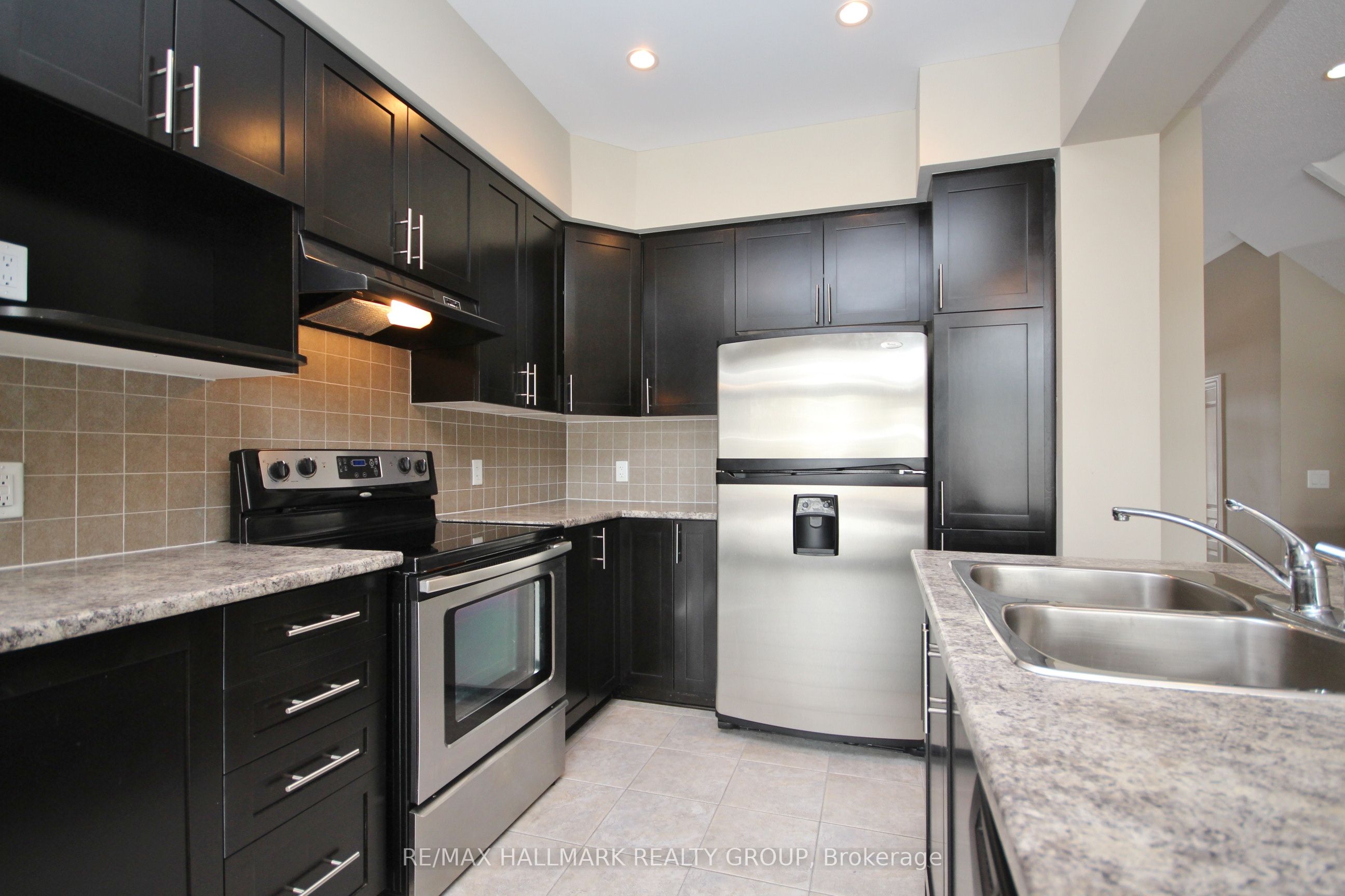 17 Madelon Drive Property Photo 11