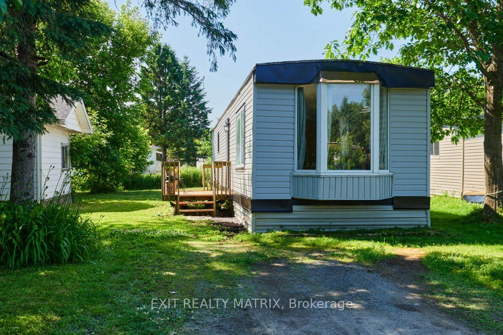 8930 Lynwood Park Private Property Photo 1