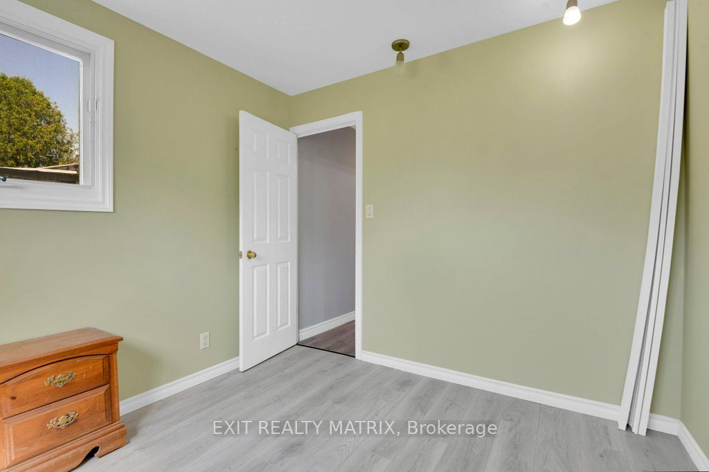 8930 Lynwood Park Private Property Photo 19