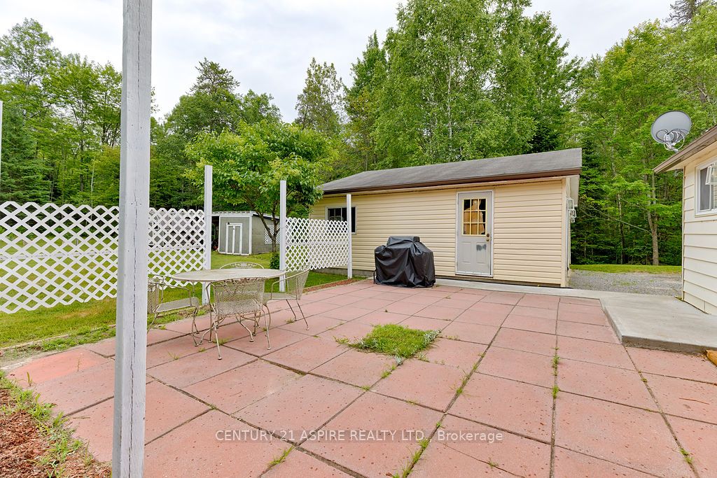 118 Hunts Road Property Photo 7