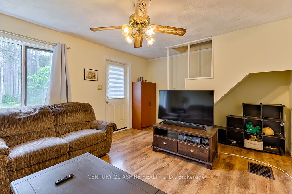 118 Hunts Road Property Photo 11
