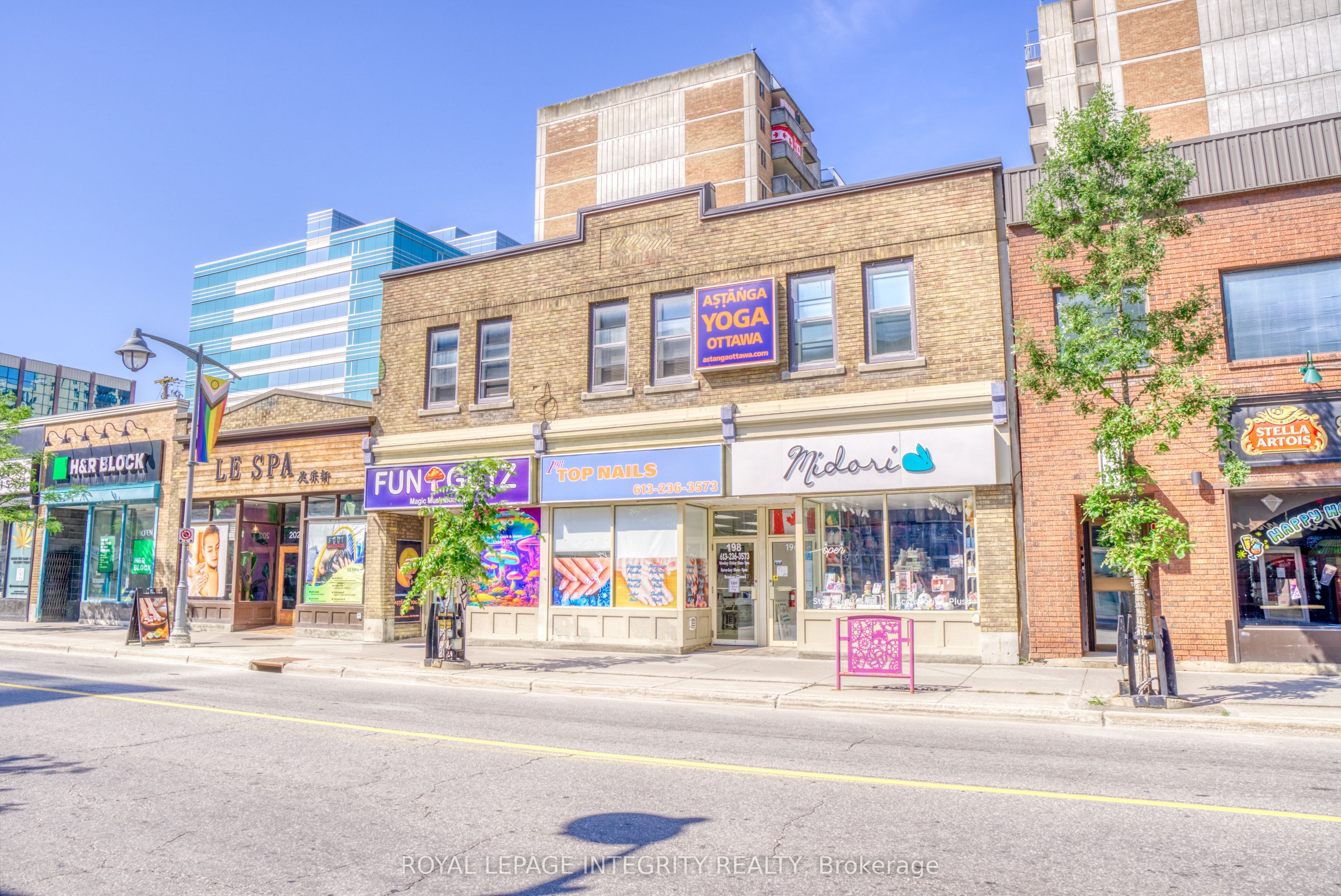 198 Bank Street Property Photo 1