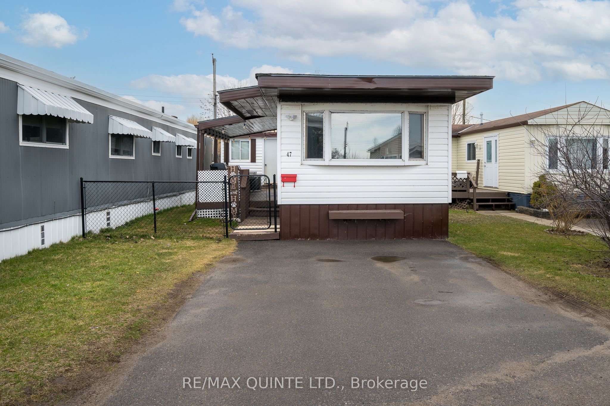 311 Dundas Street 47 Property Photo 1