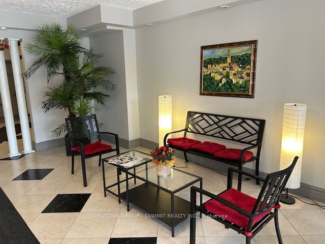 101 Queen Street 506 Property Photo 4