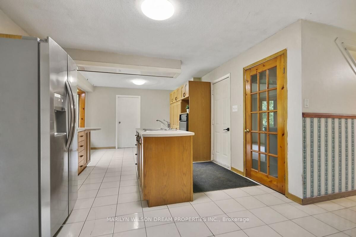 3089 Barlow Crescent Property Photo 13