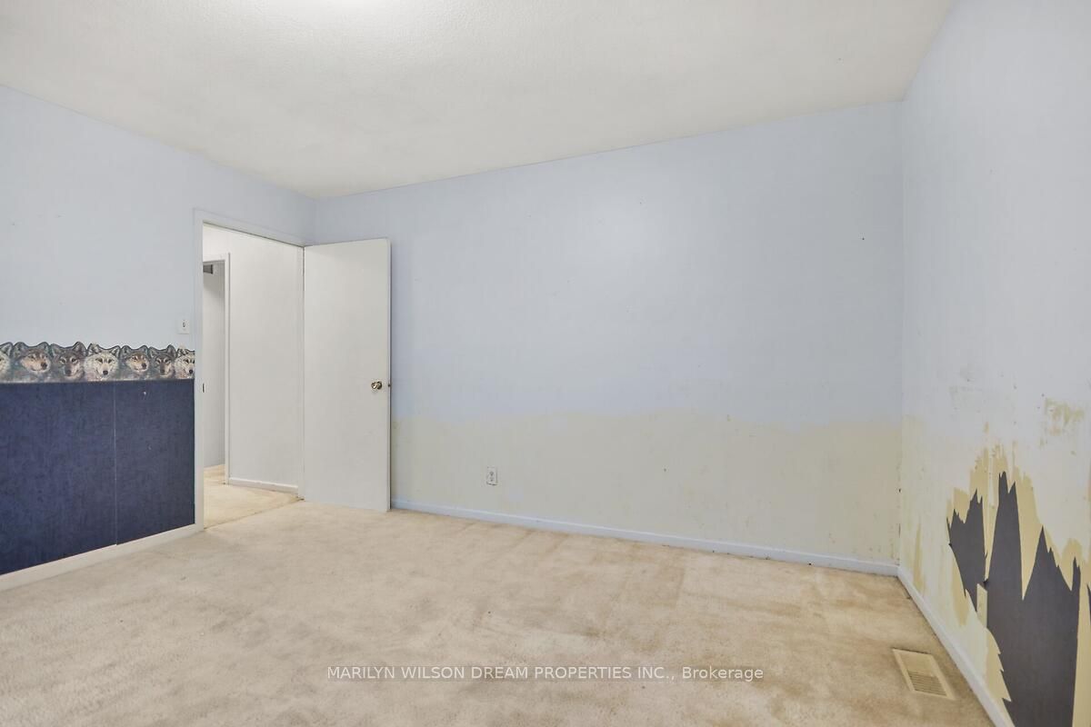 3089 Barlow Crescent Property Photo 24