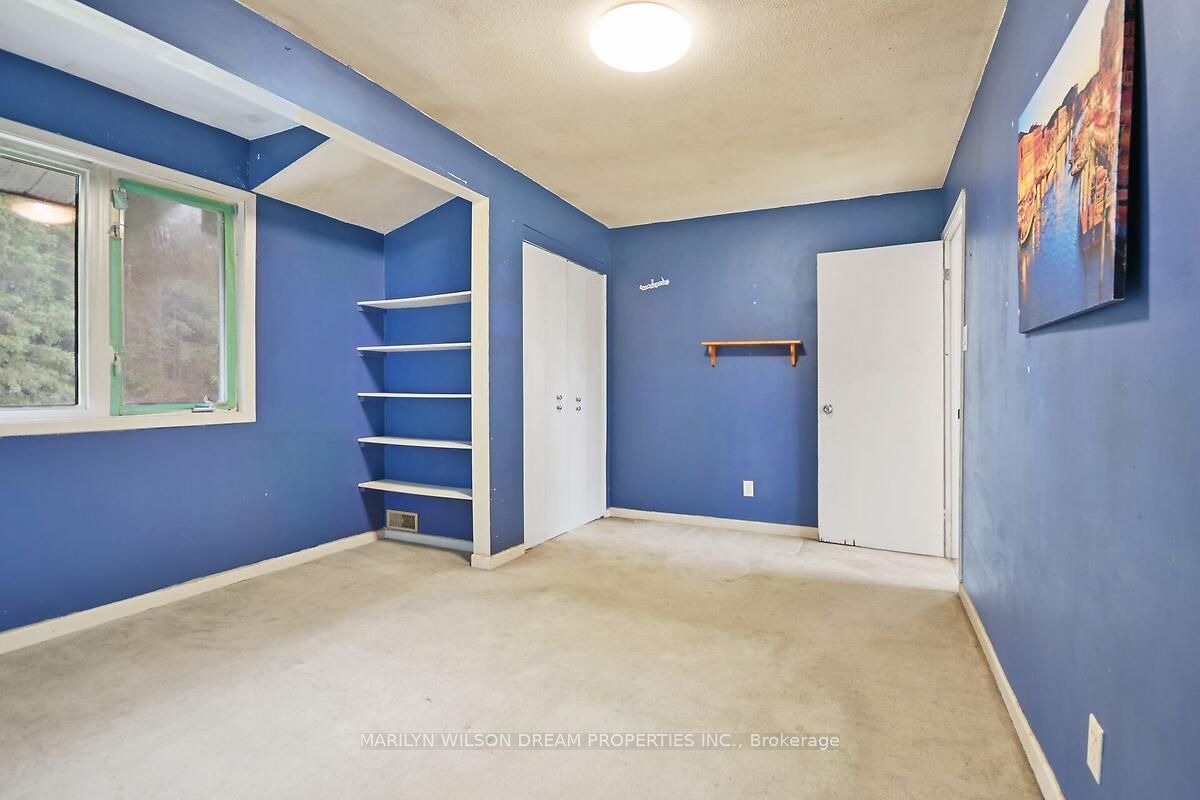3089 Barlow Crescent Property Photo 27