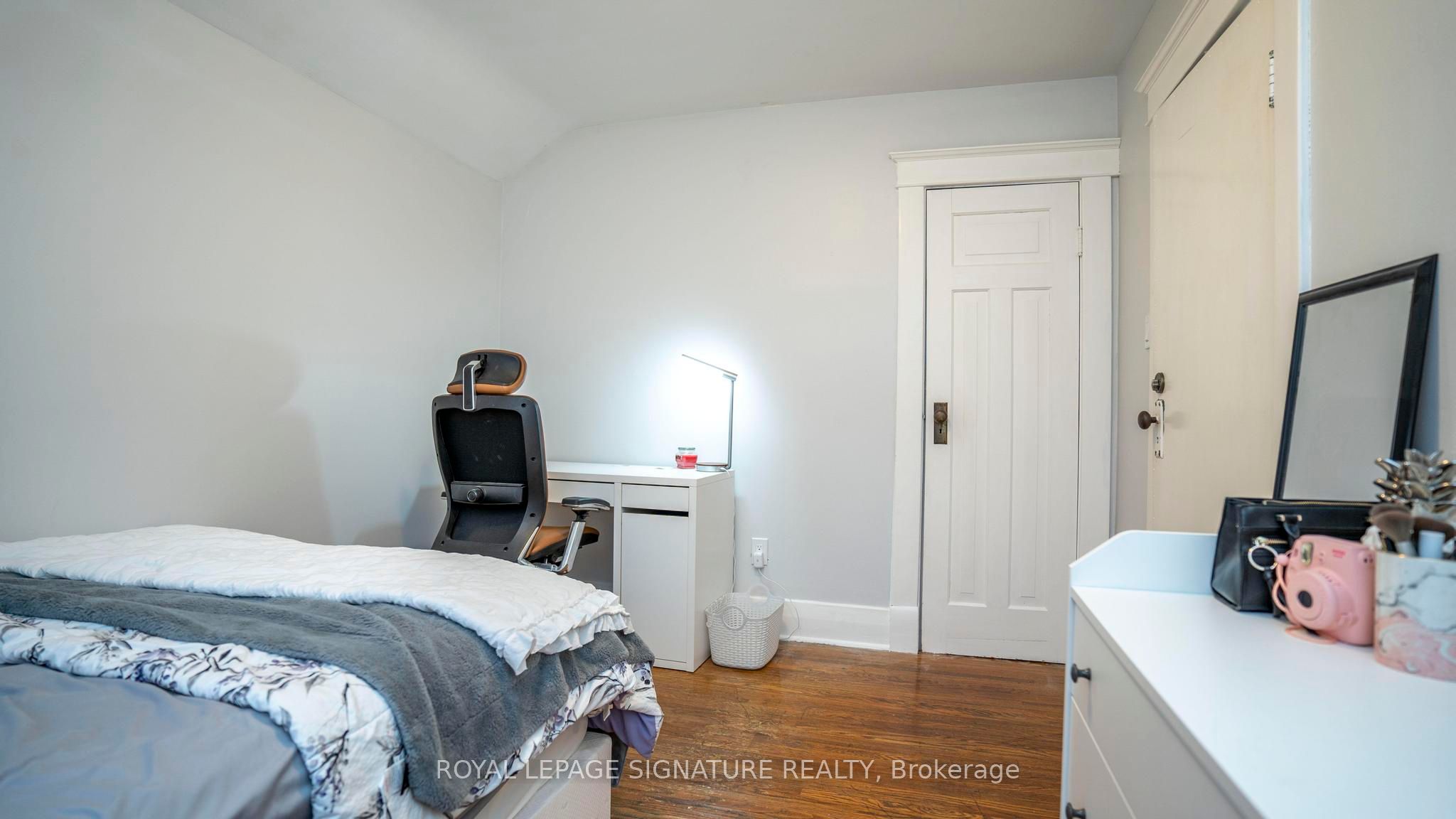 2 Mcdonald Avenue Property Photo 23
