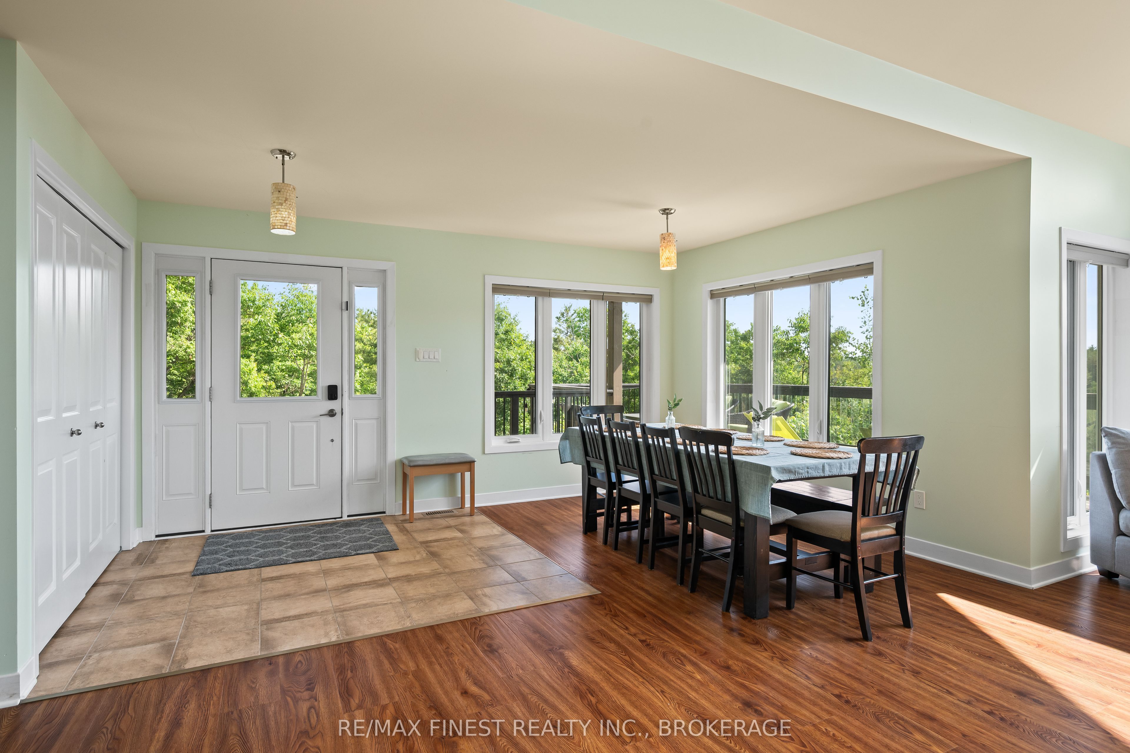 2092 Beach Road Property Photo 10