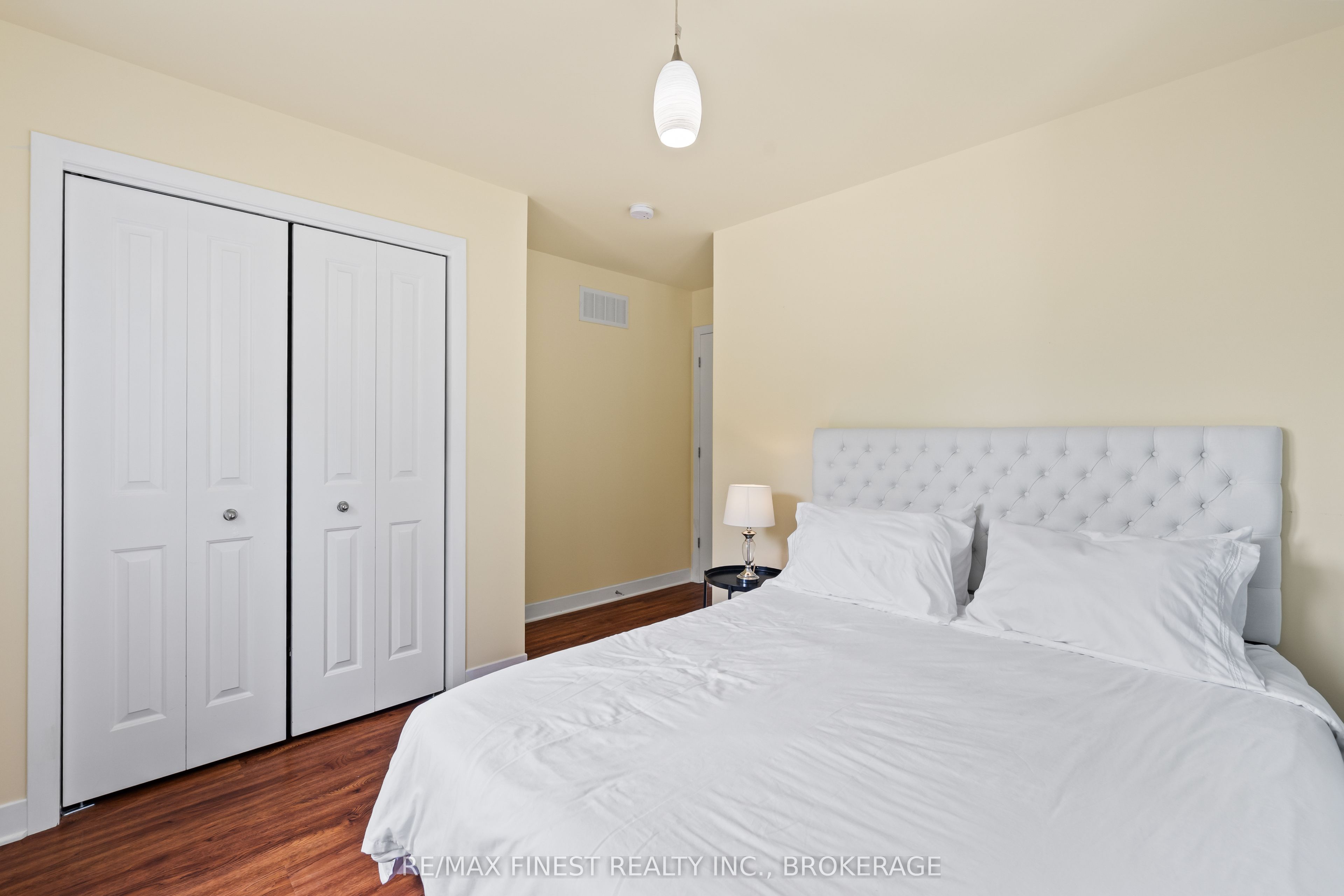 2092 Beach Road Property Photo 25