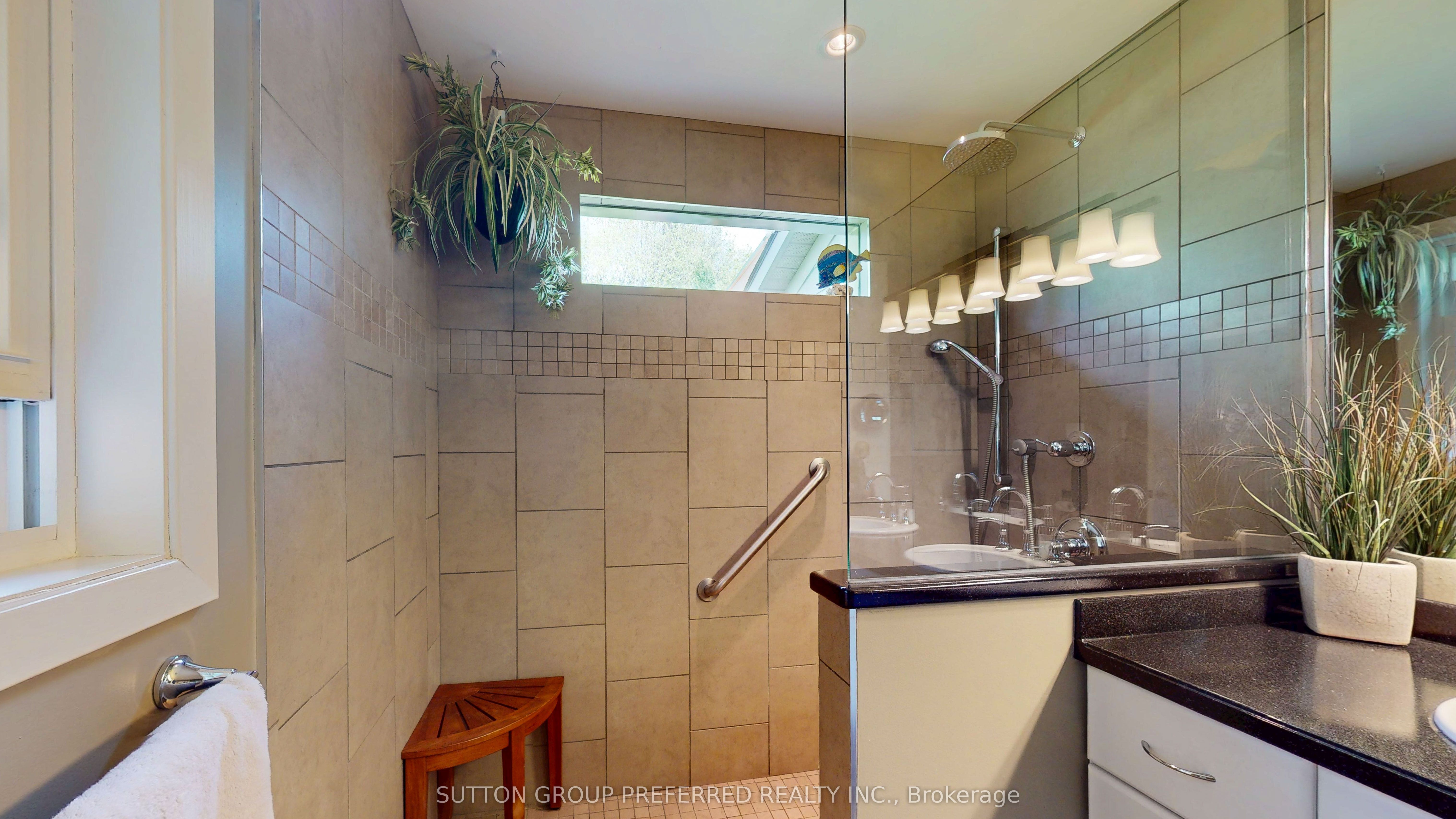 433 West Mile Road Property Photo 25