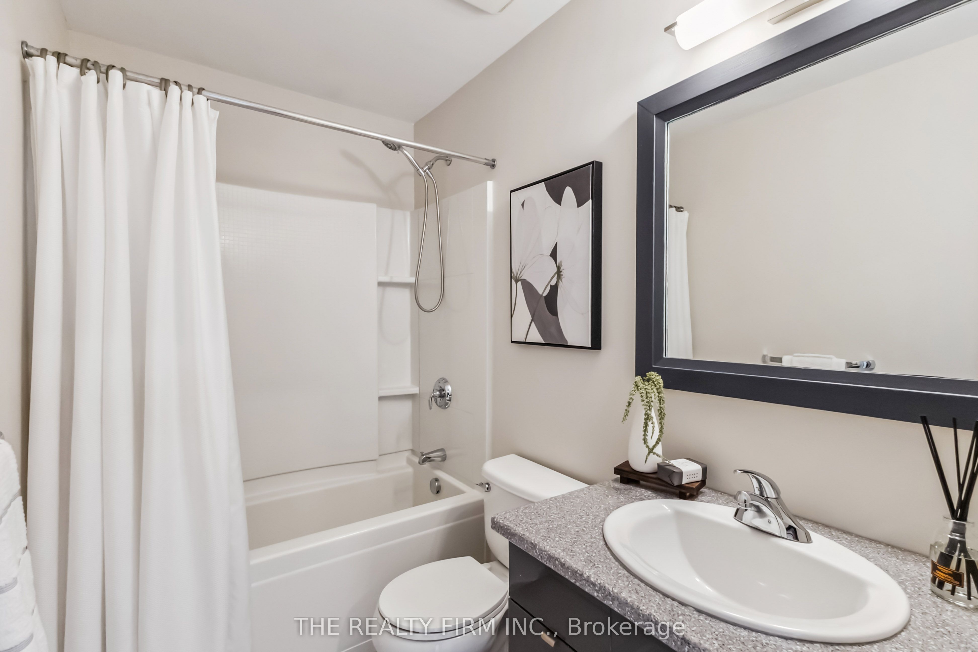 727 Apricot Dr Property Photo 24