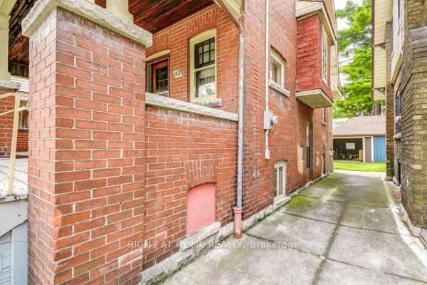 182 Balmoral Avenue Property Photo 32