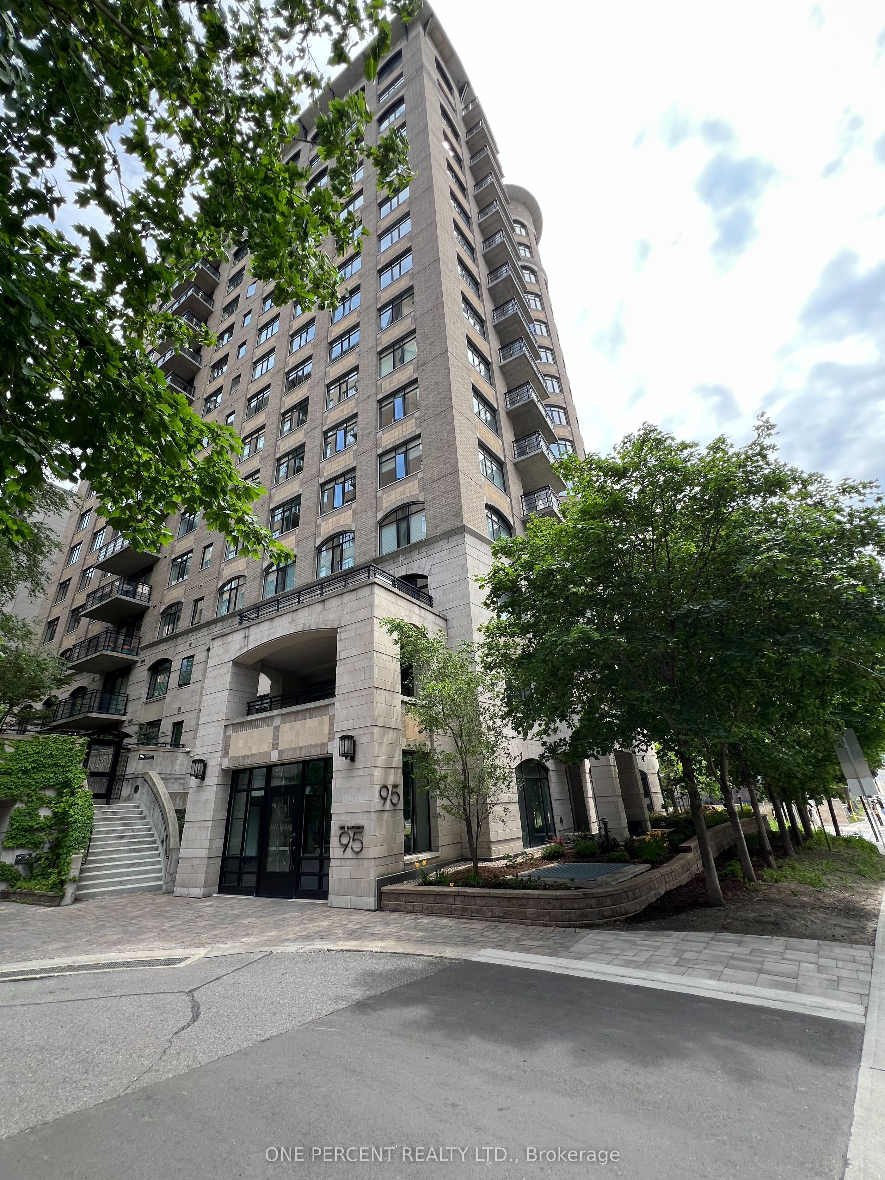 95 Bronson Avenue S 1603