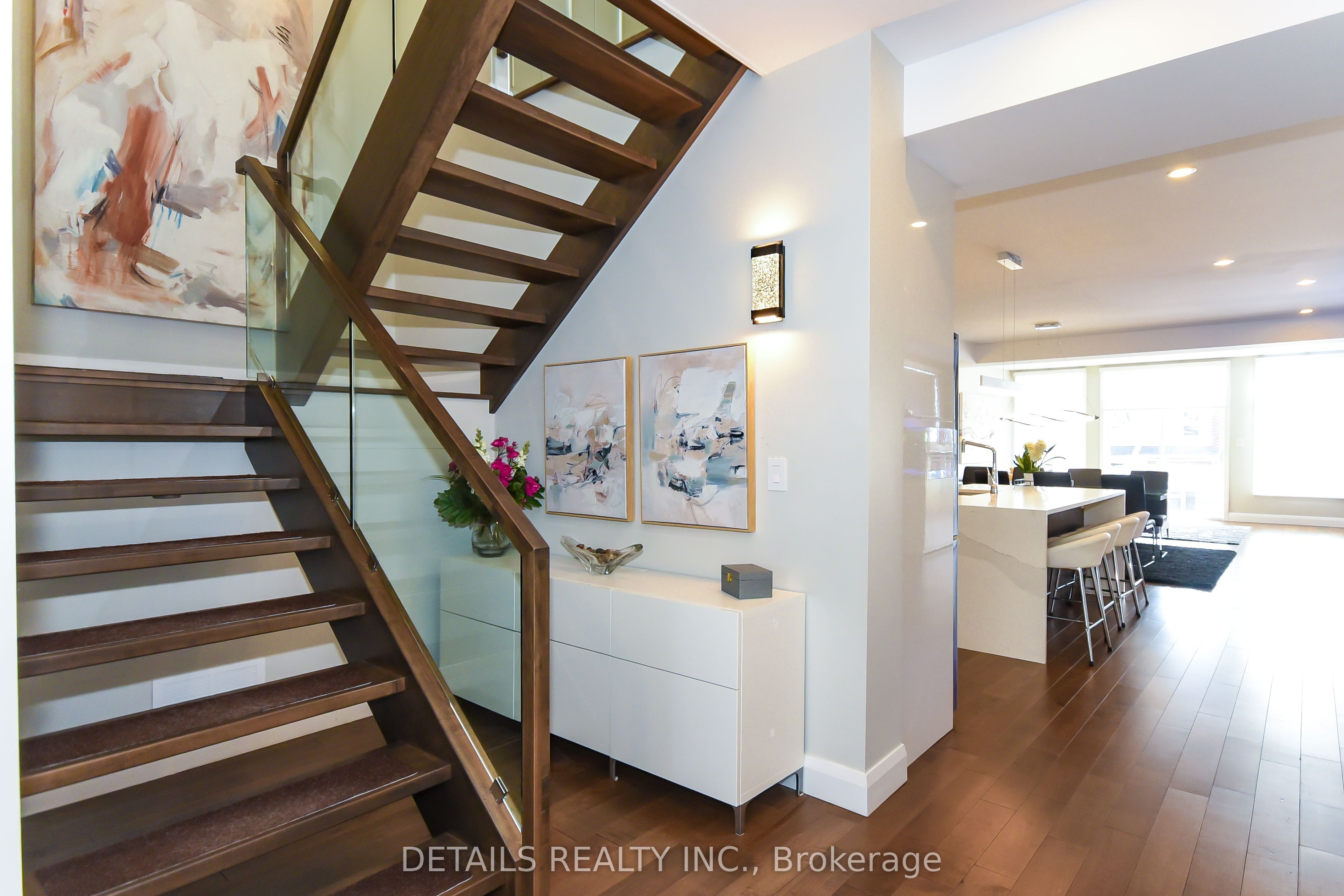 44 Byron Avenue C Property Photo 8