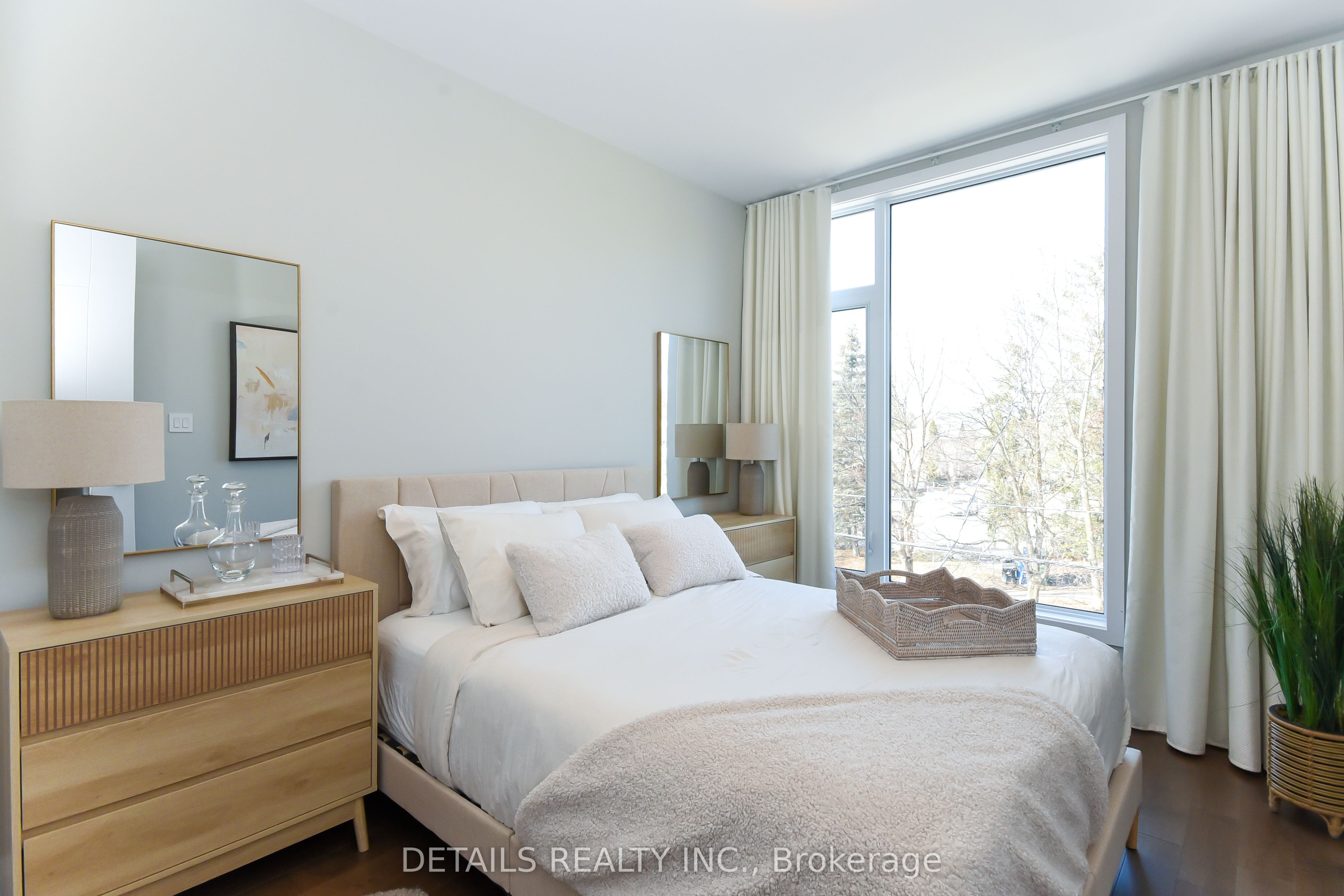 44 Byron Avenue C Property Photo 28