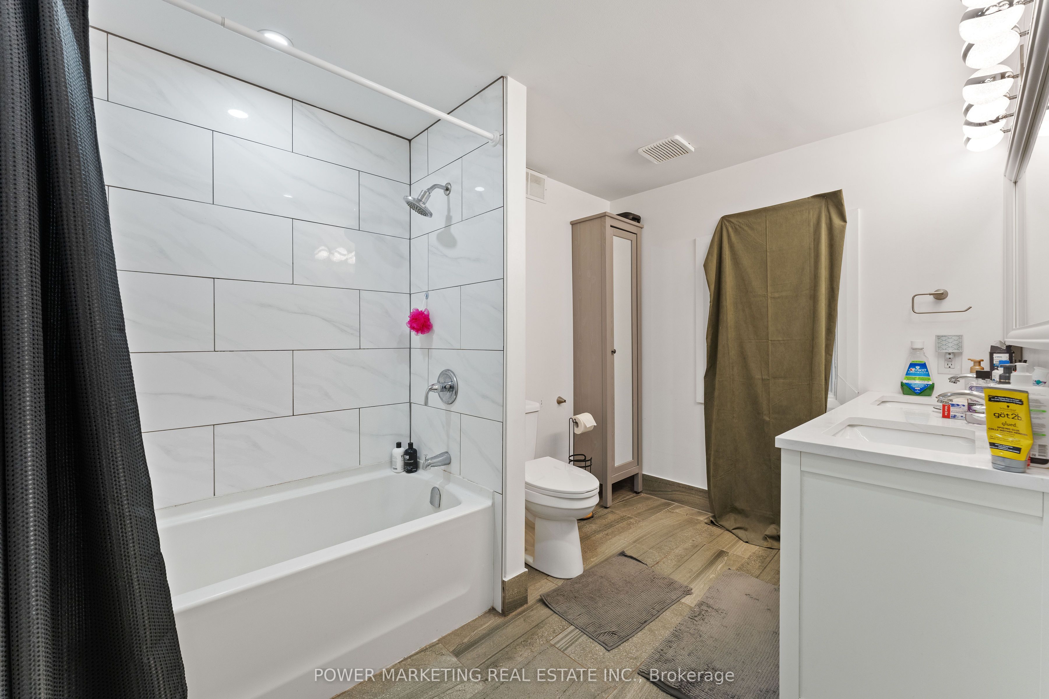 1244 Prince Of Wales Dr Property Photo 16