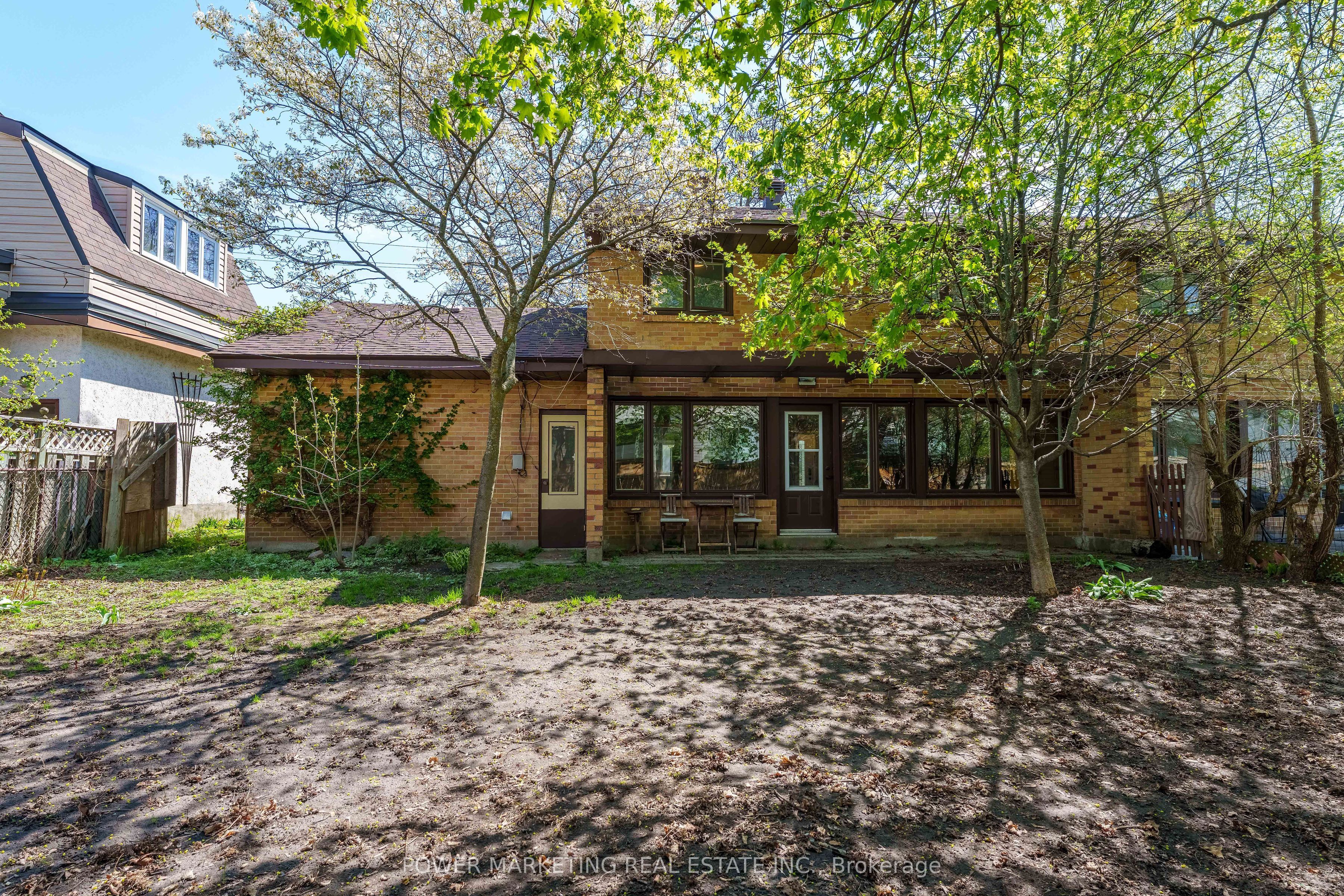 1244 Prince Of Wales Dr Property Photo 20