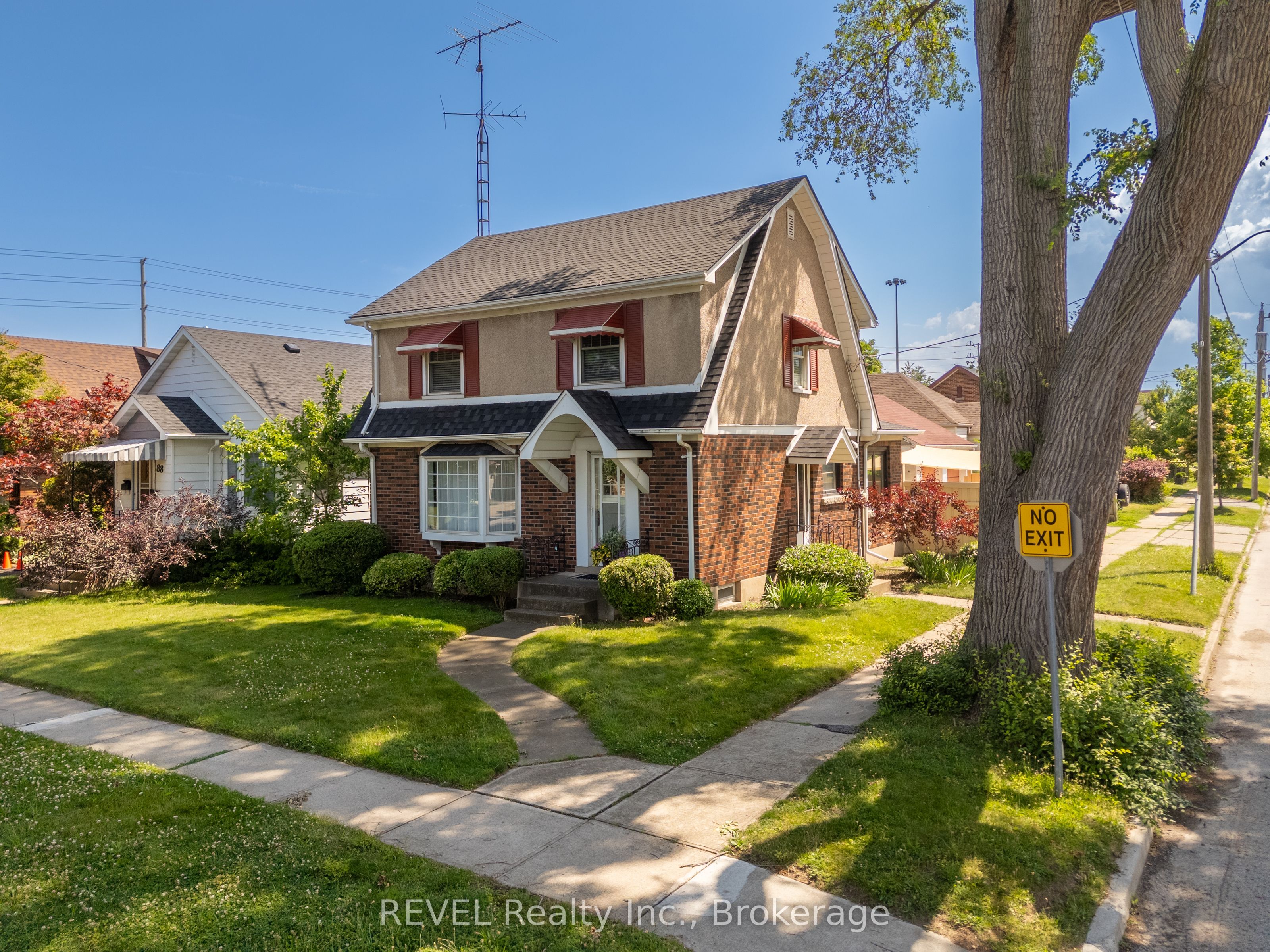 86 Wiley Street Property Photo 1