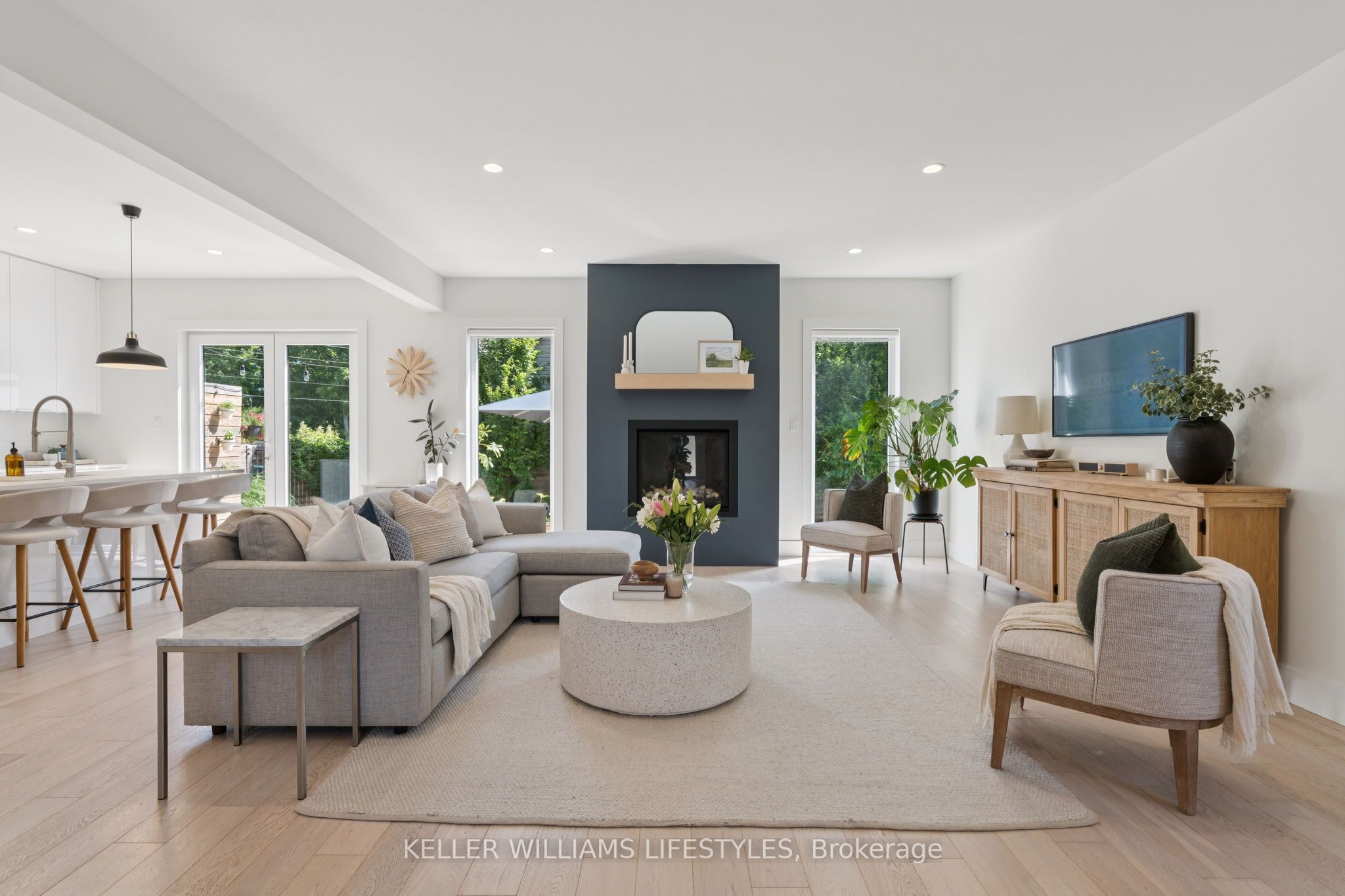 #24 - 41 Earlscourt Terrace Property Photo 8