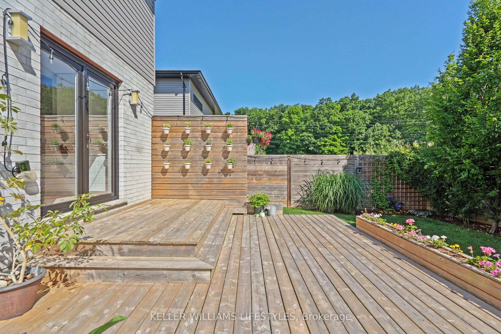 #24 - 41 Earlscourt Terrace Property Photo 42