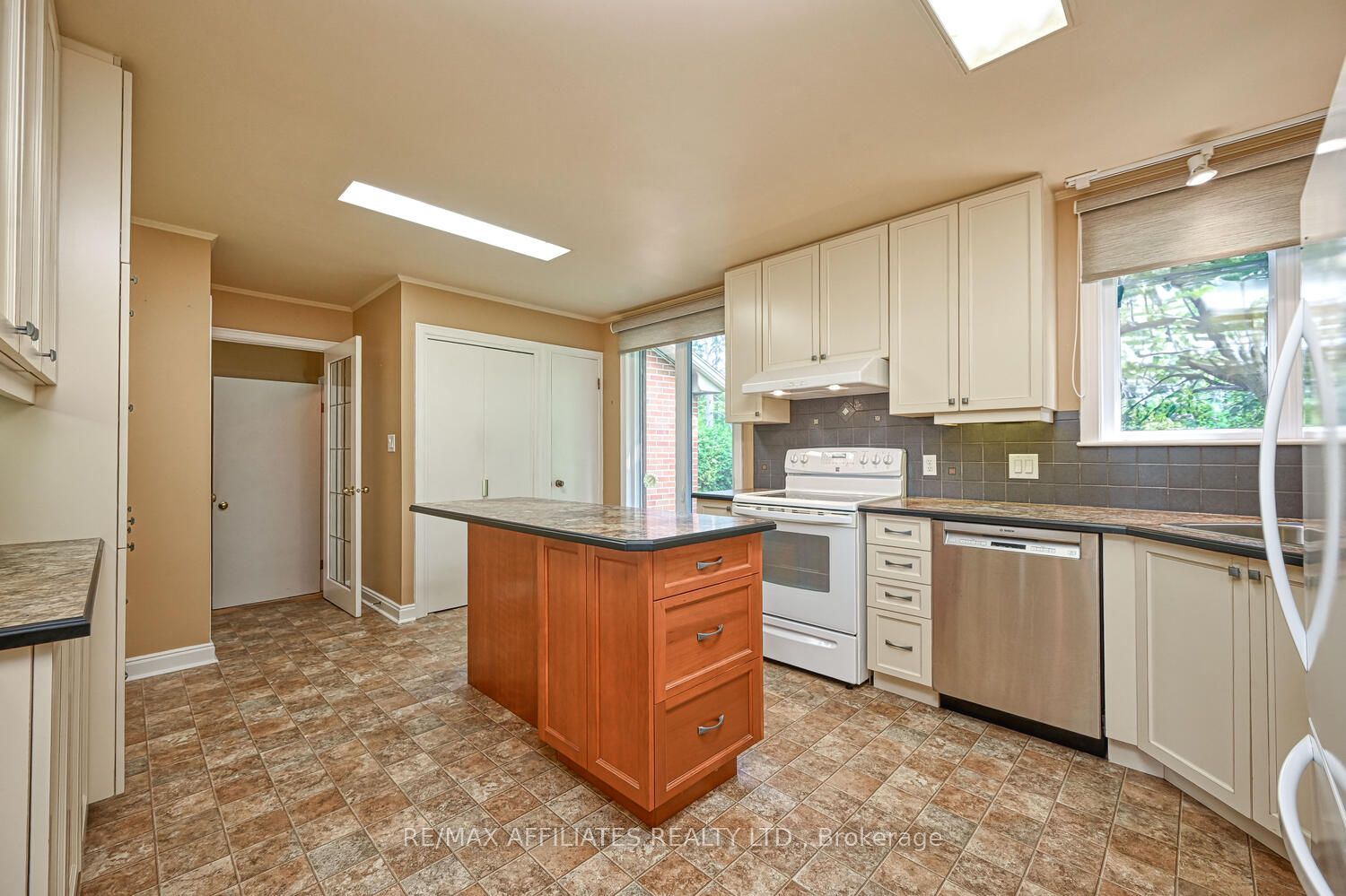2995 County Rd 43 Highway Property Photo 15