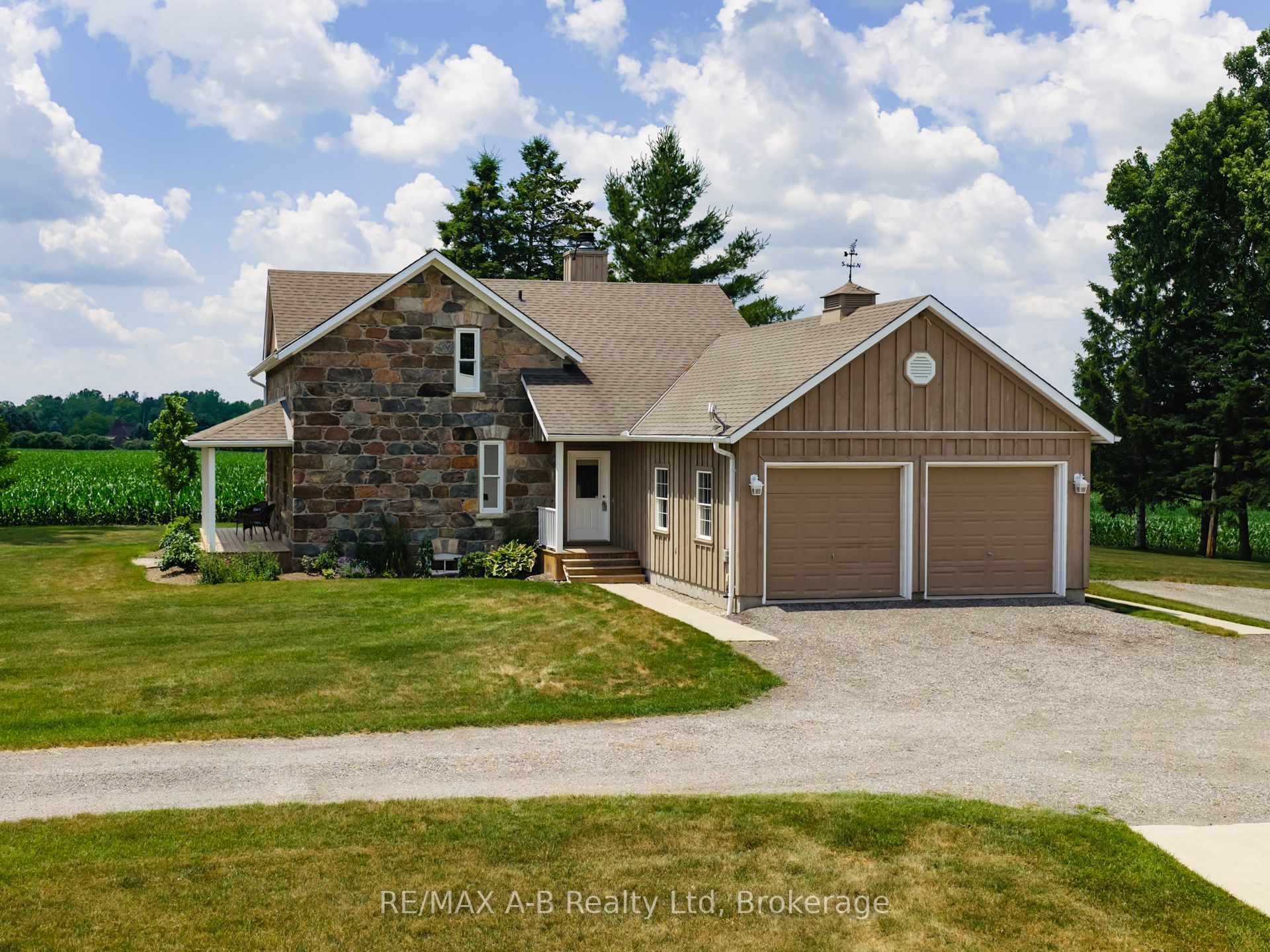 2700 Cow Path Property Photo 4