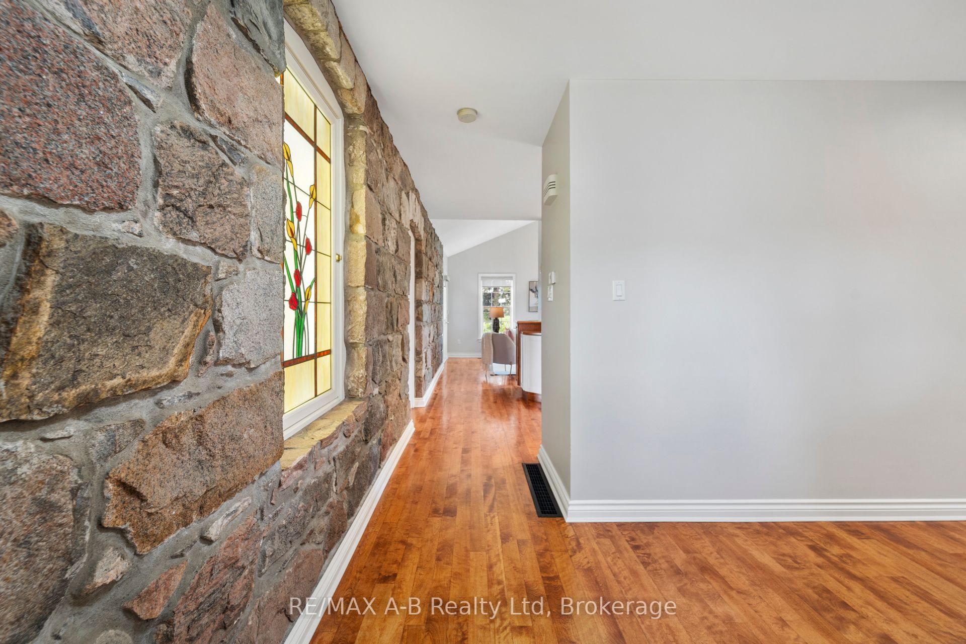 2700 Cow Path Property Photo 6