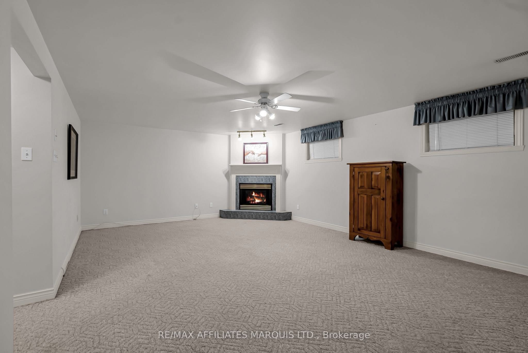 212 Northwoods Crescent Property Photo 19