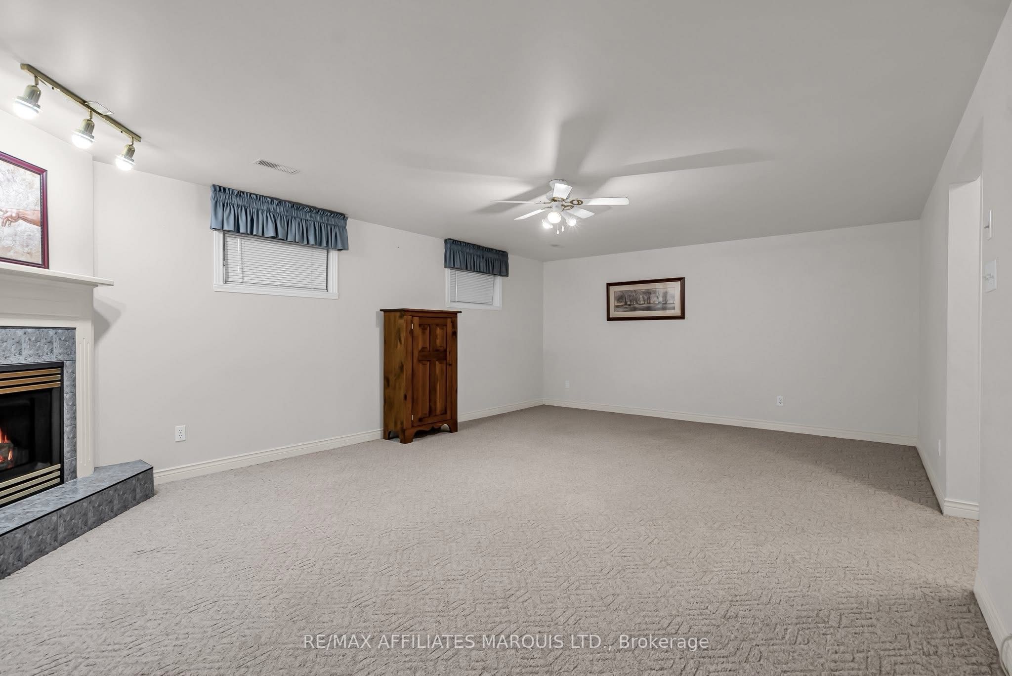 212 Northwoods Crescent Property Photo 20