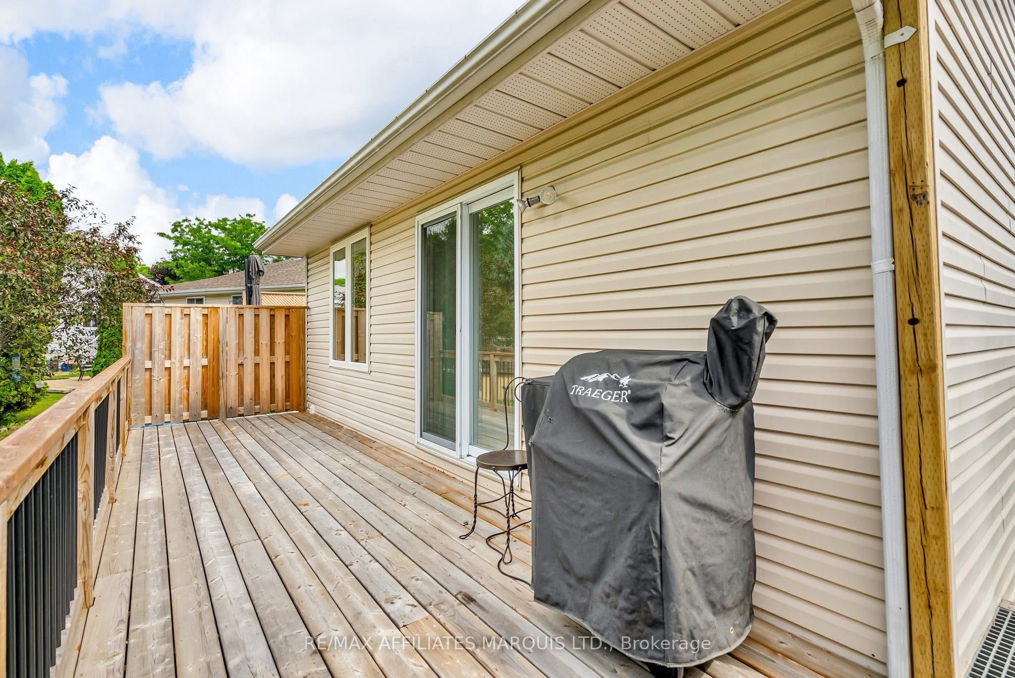 212 Northwoods Crescent Property Photo 25